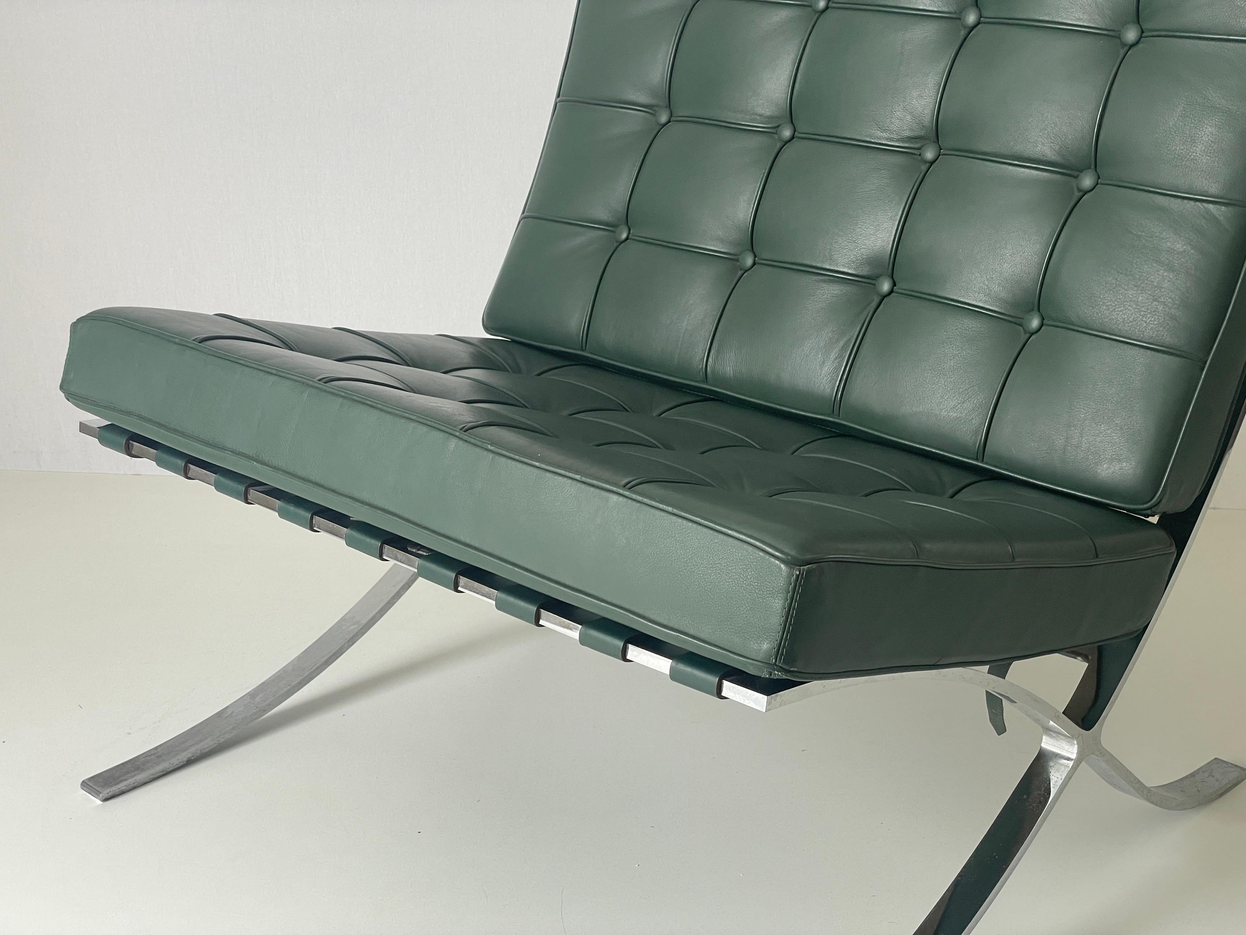Pelle Sedia Barcelona in pelle verde di Ludwig Mies van der Rohe per Knoll in vendita