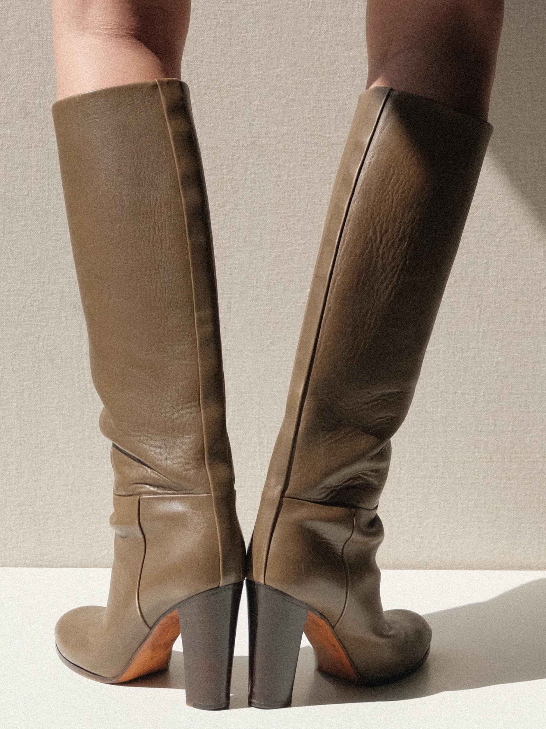 Green Leather Céline Phoebe Philo Knee High Boots 38 For Sale 6