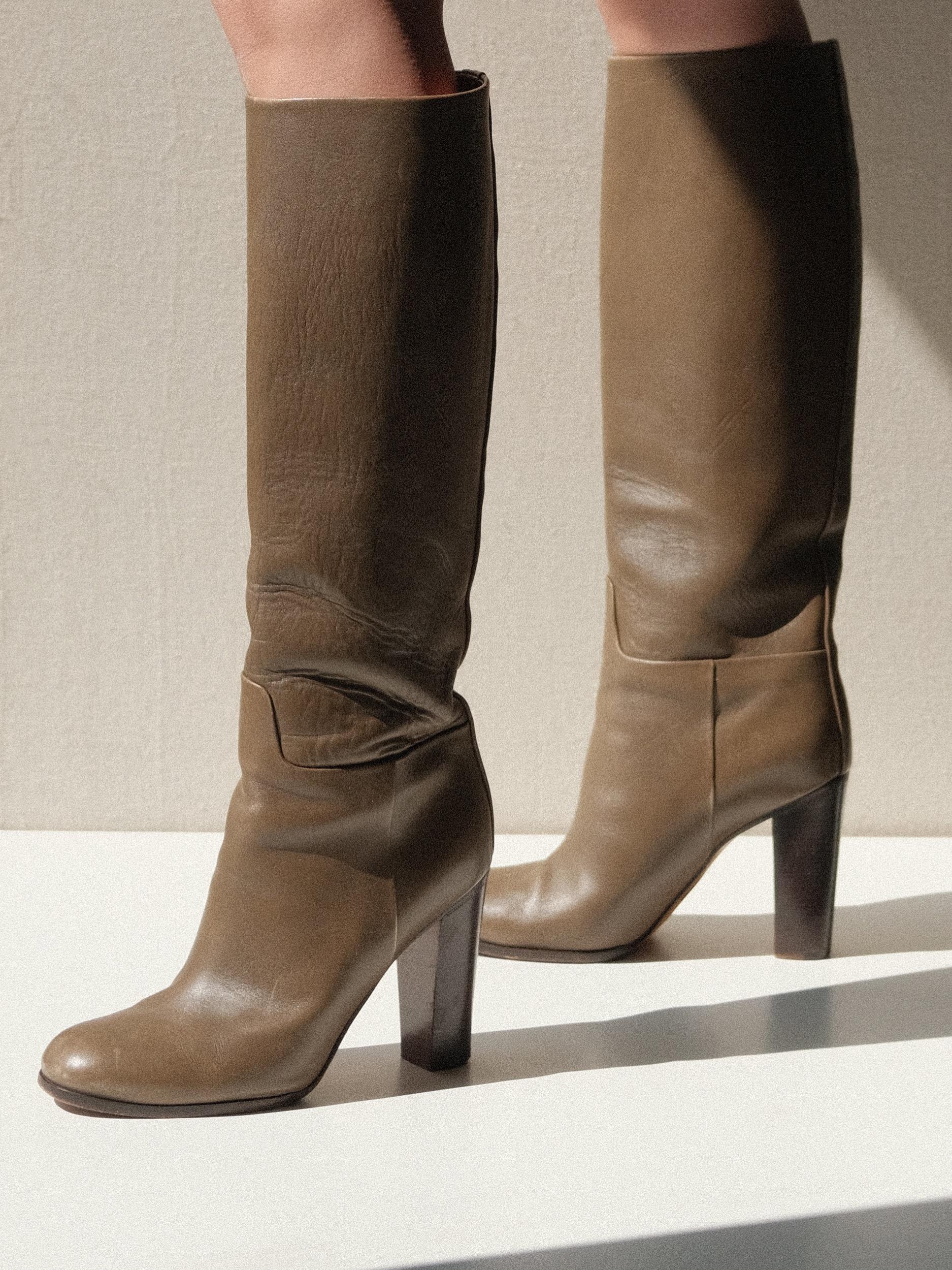 Green Leather Céline Phoebe Philo Knee High Boots 38 For Sale 2