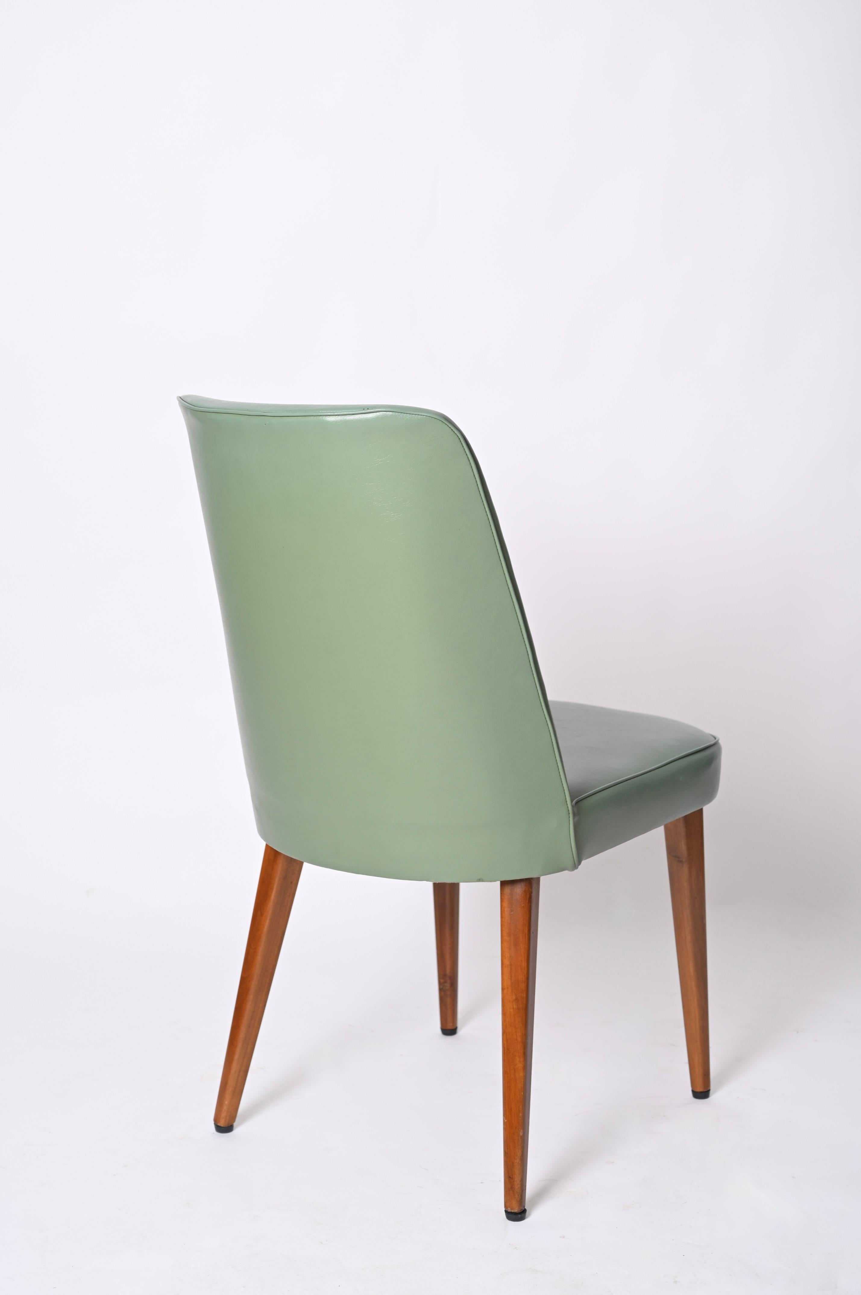 Chaise en cuir vert d'Alejandra Castelli  Italie années 1950  en vente 1
