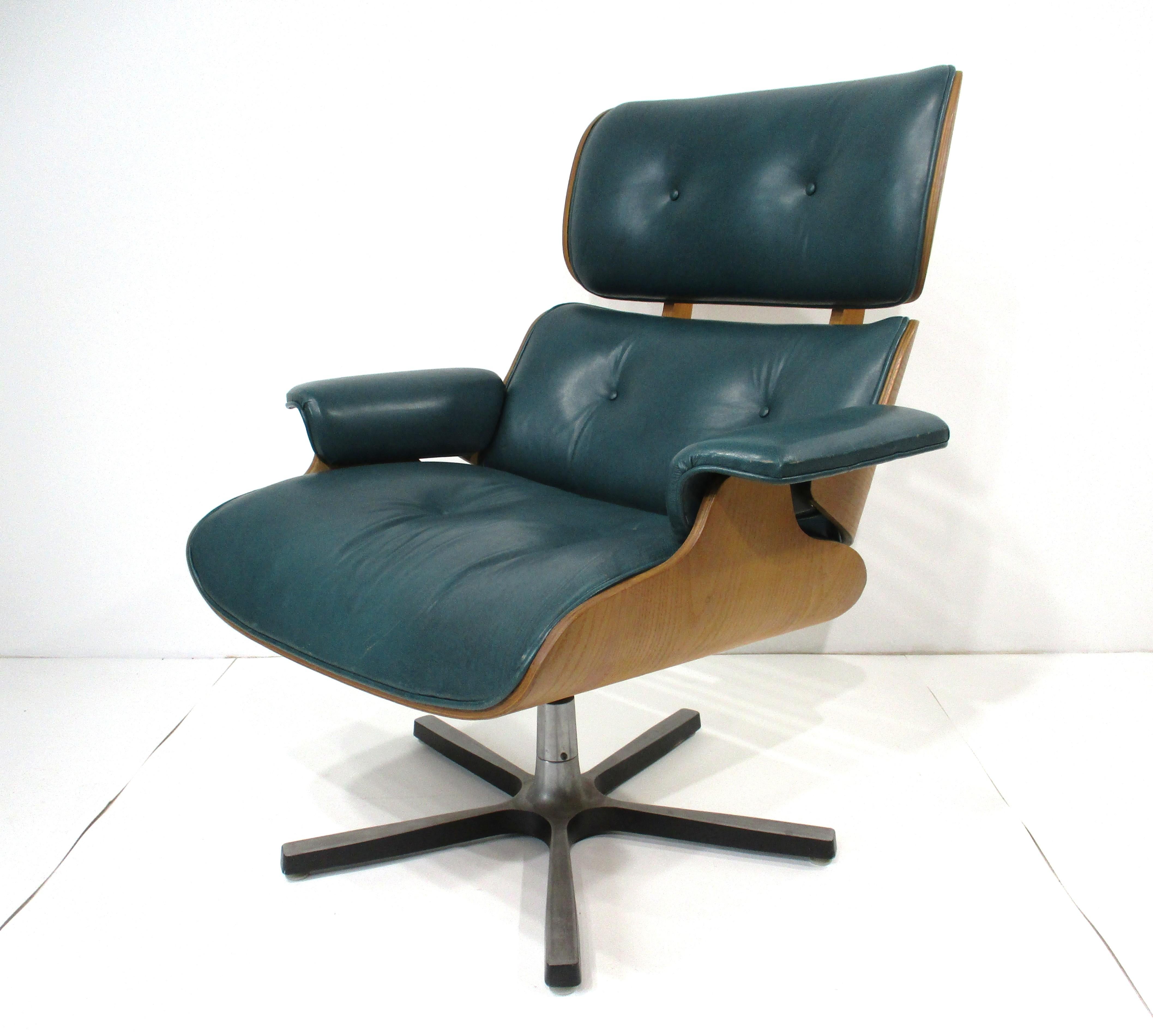 Eames styled Green Leather Lounge Chair 7
