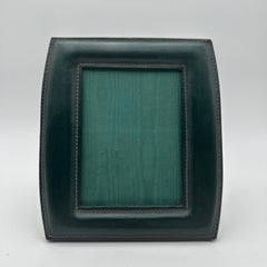 Cadre photo en cuir vert - Dans le style de Jacques Adnet, France, Circa 1950