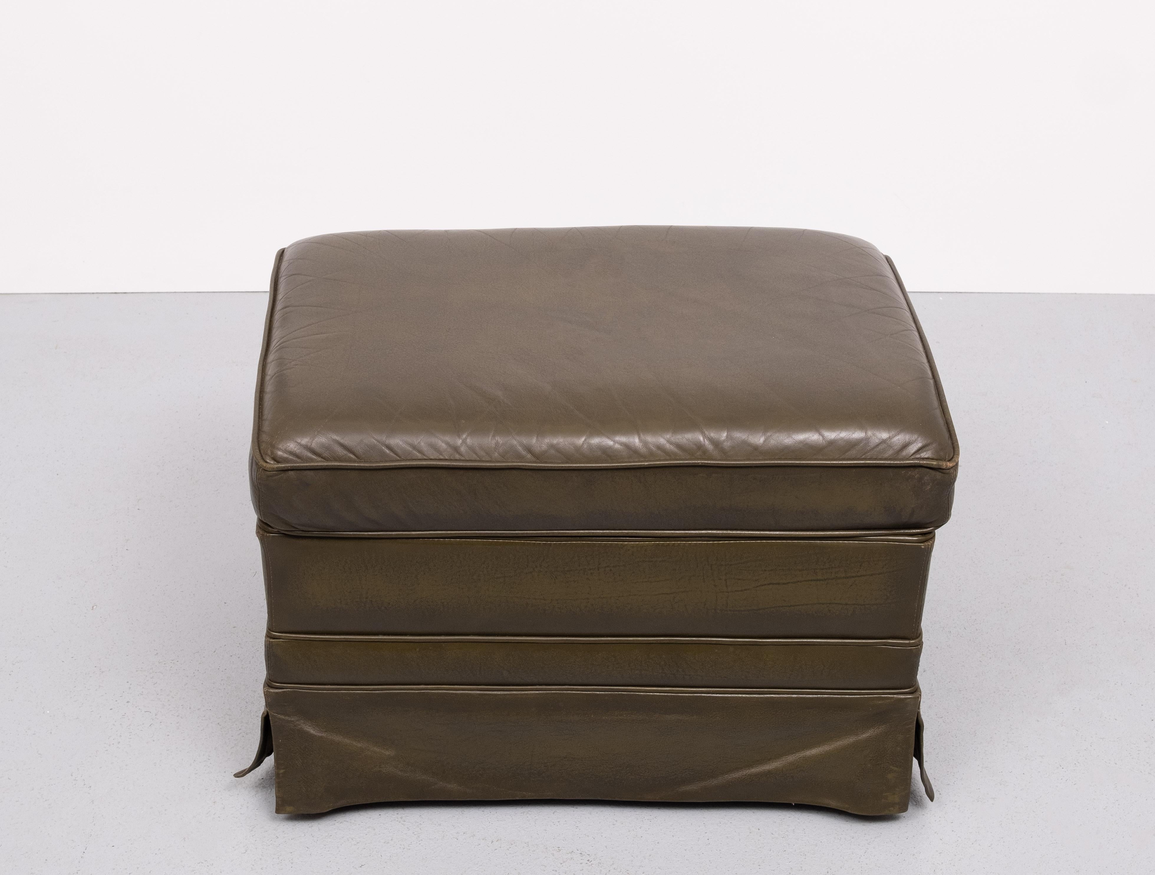 Allemand Pouf en cuir vert, Allemagne, années 1970 en vente