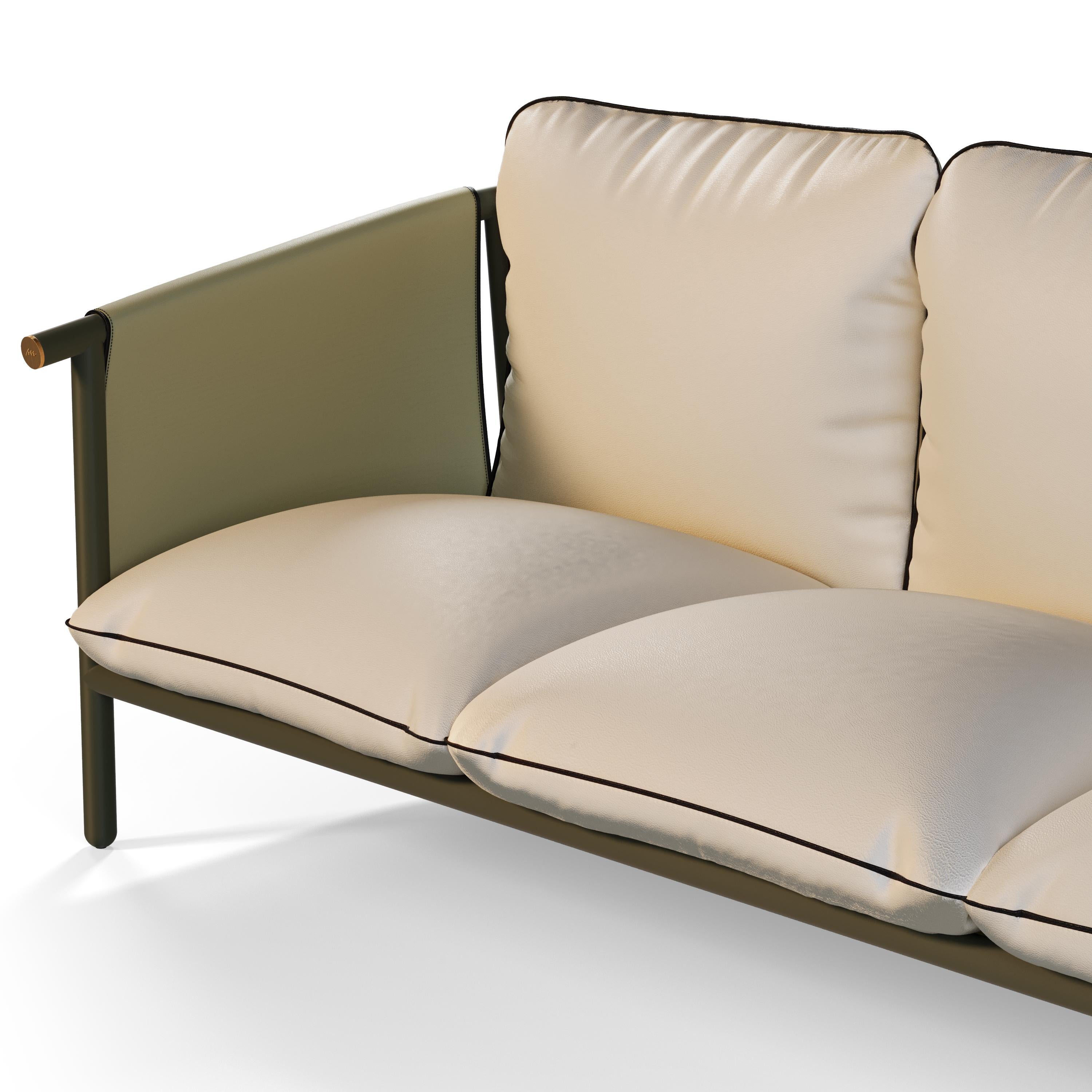 XXIe siècle et contemporain Sofa d'extérieur tapissé en cuir d'olivier en vente