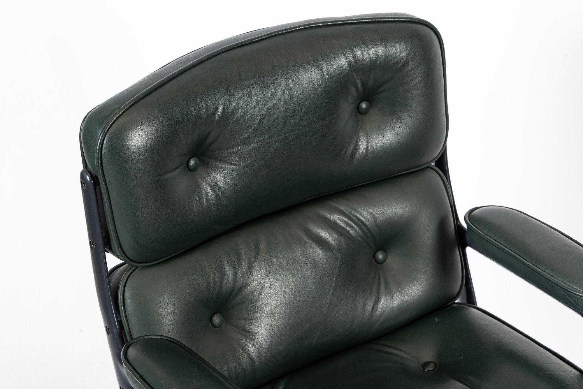 Sedia da ufficio Time Life in pelle verde di Eames per Herman Miller 1996 in vendita 6