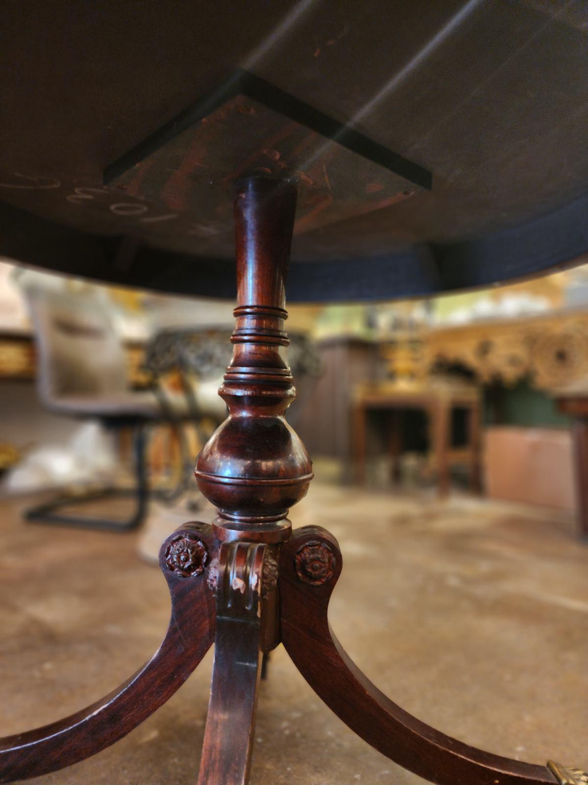 round leather top coffee table