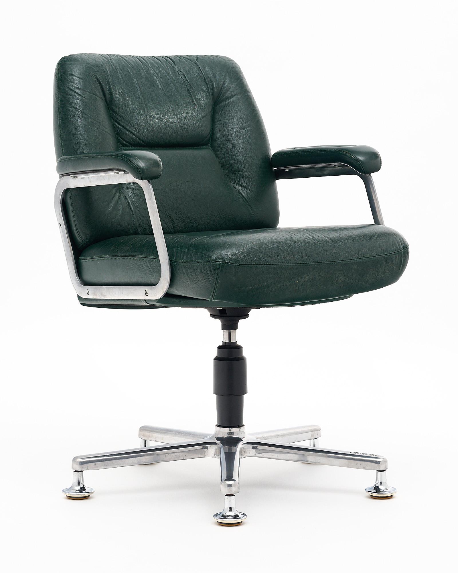 Français Chaises Eurosit vintage en cuir vert