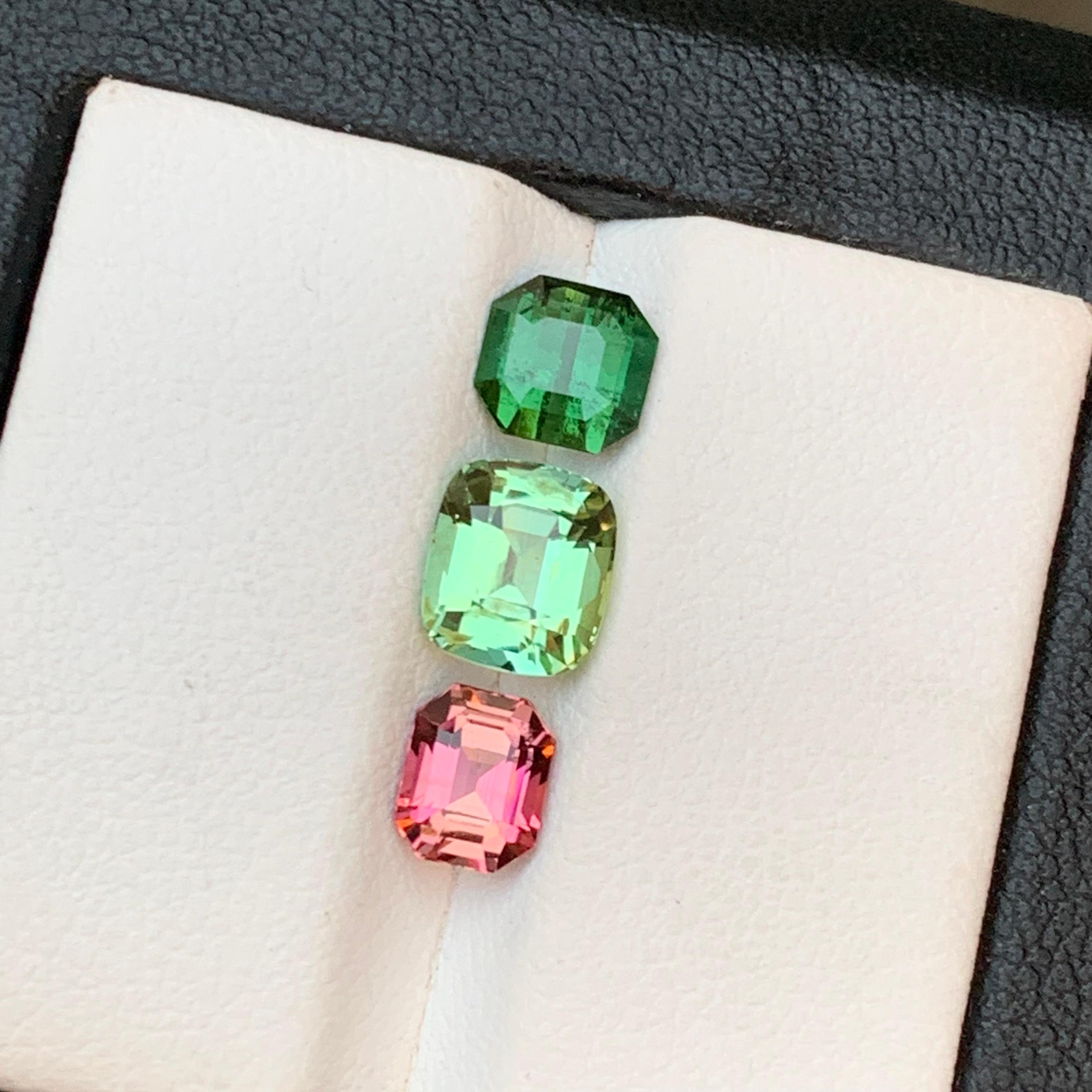 Green, Light Pale Green, & a Pink Natural Tourmaline Loose Gemstones 3.70 Carat For Sale 5