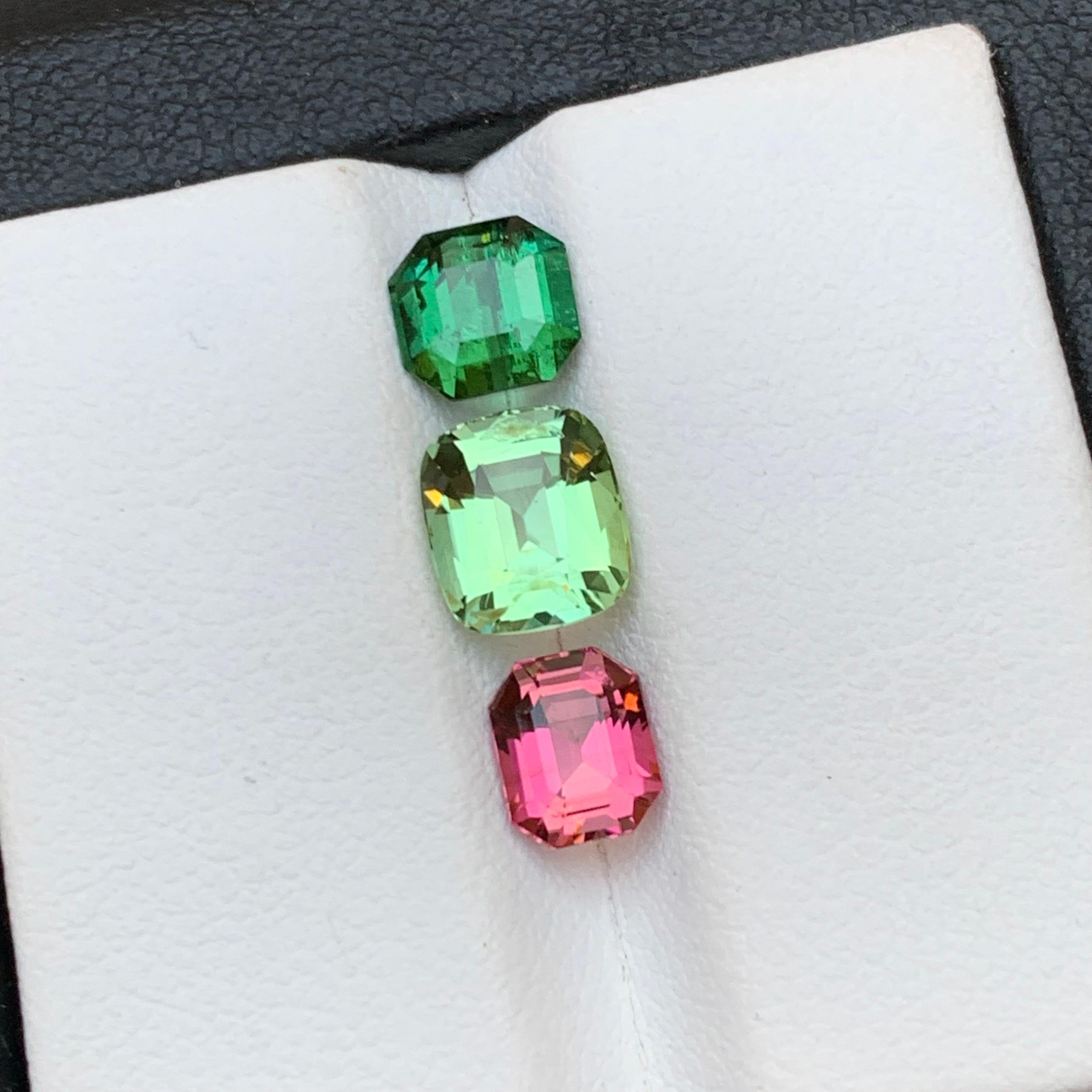 Green, Light Pale Green, & a Pink Natural Tourmaline Loose Gemstones 3.70 Carat For Sale 3