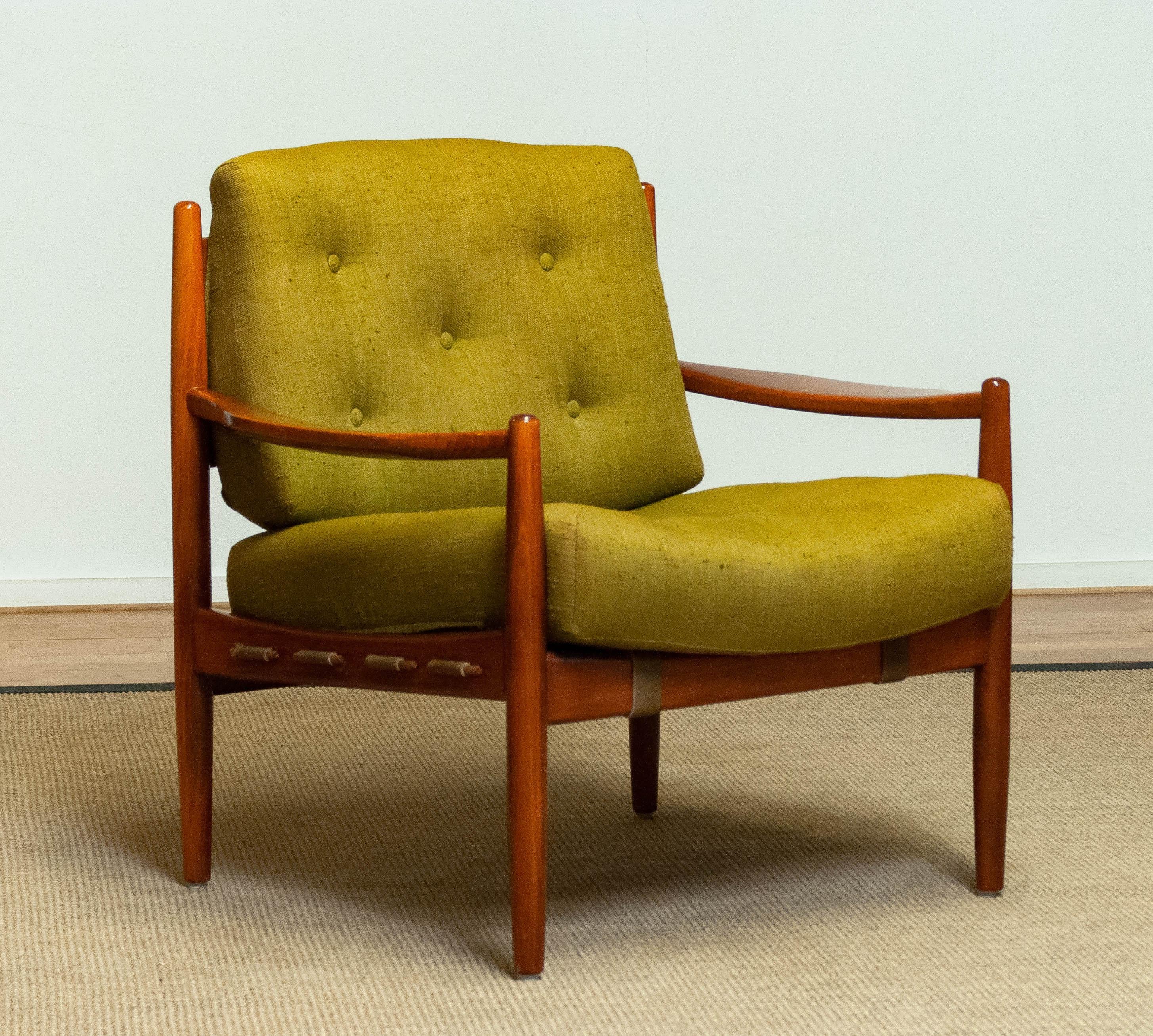 
Beautiful  lounge chair 