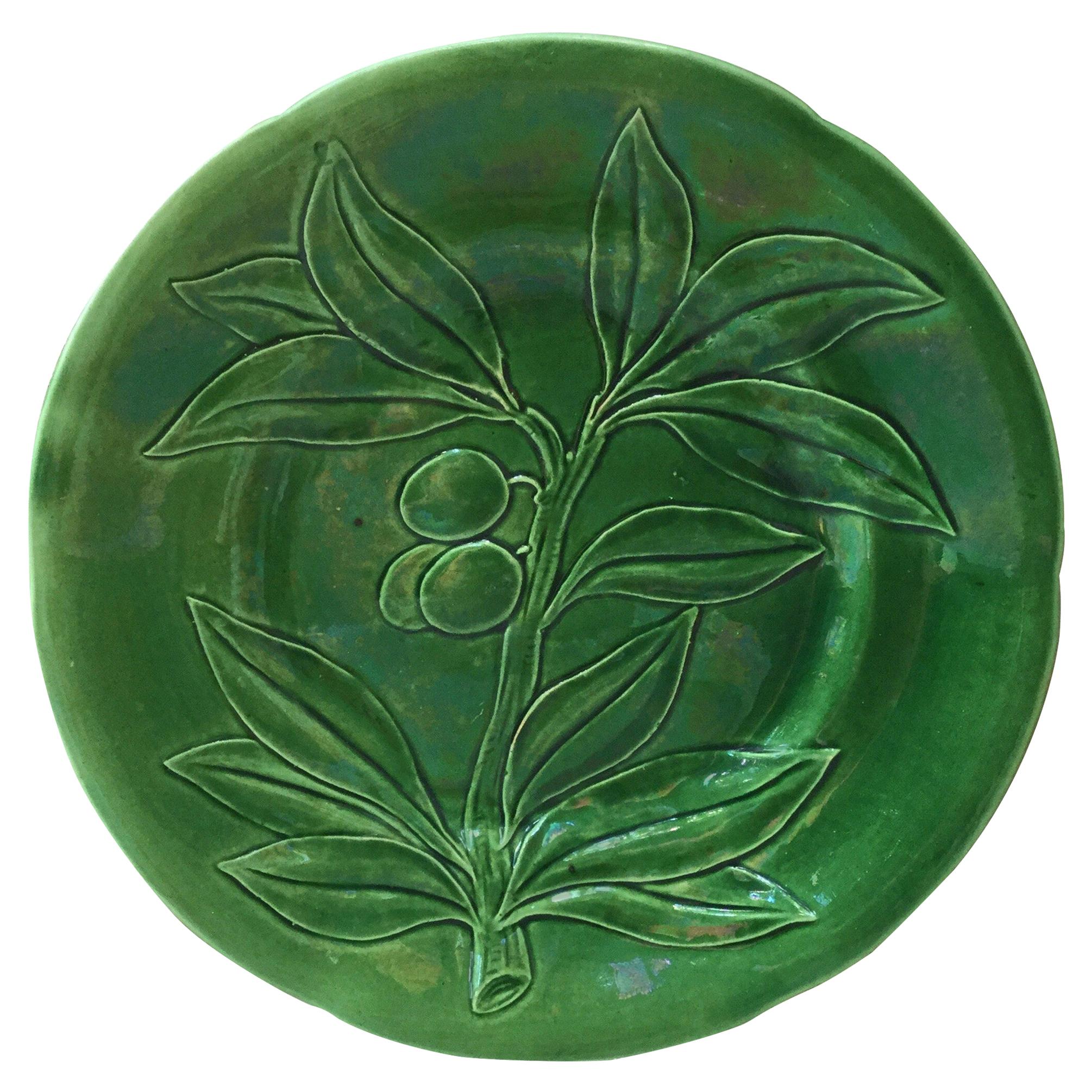 Green Majolica Olive Plate Choisy-le-Roi, circa 1890