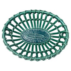 Cestino reticolato in maiolica verde Sarreguemines, circa 1870