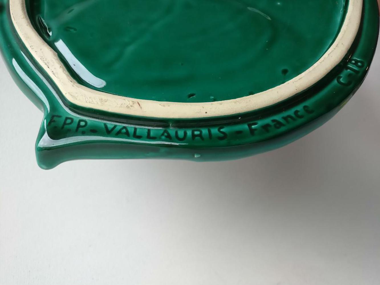 Green Majolica Set of Cheese Board and Plates With Stags Vallauris, circa 1950 In Good Condition In Austin, TX
