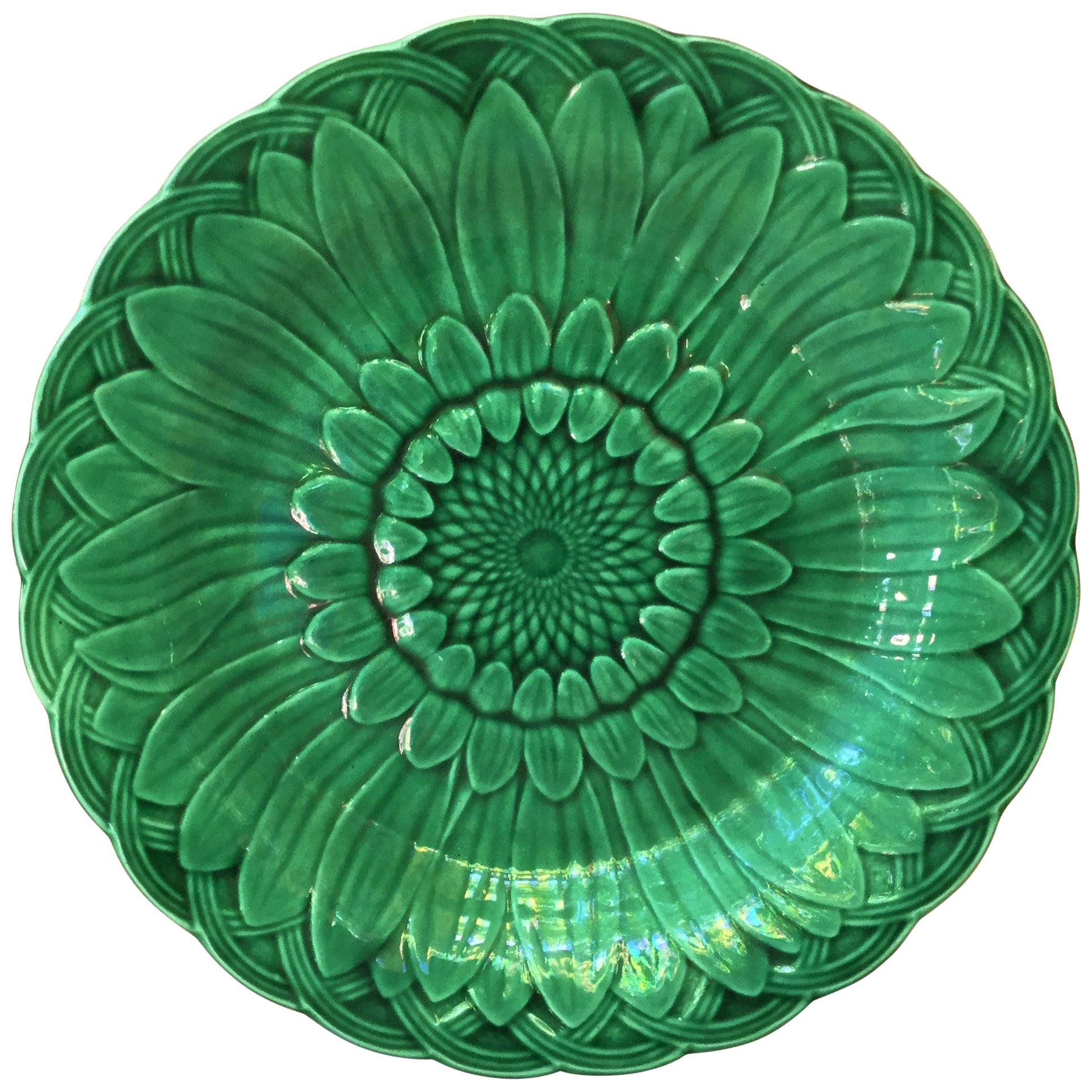 Green Majolica Sunflower Plate Wedgwood, circa 1880