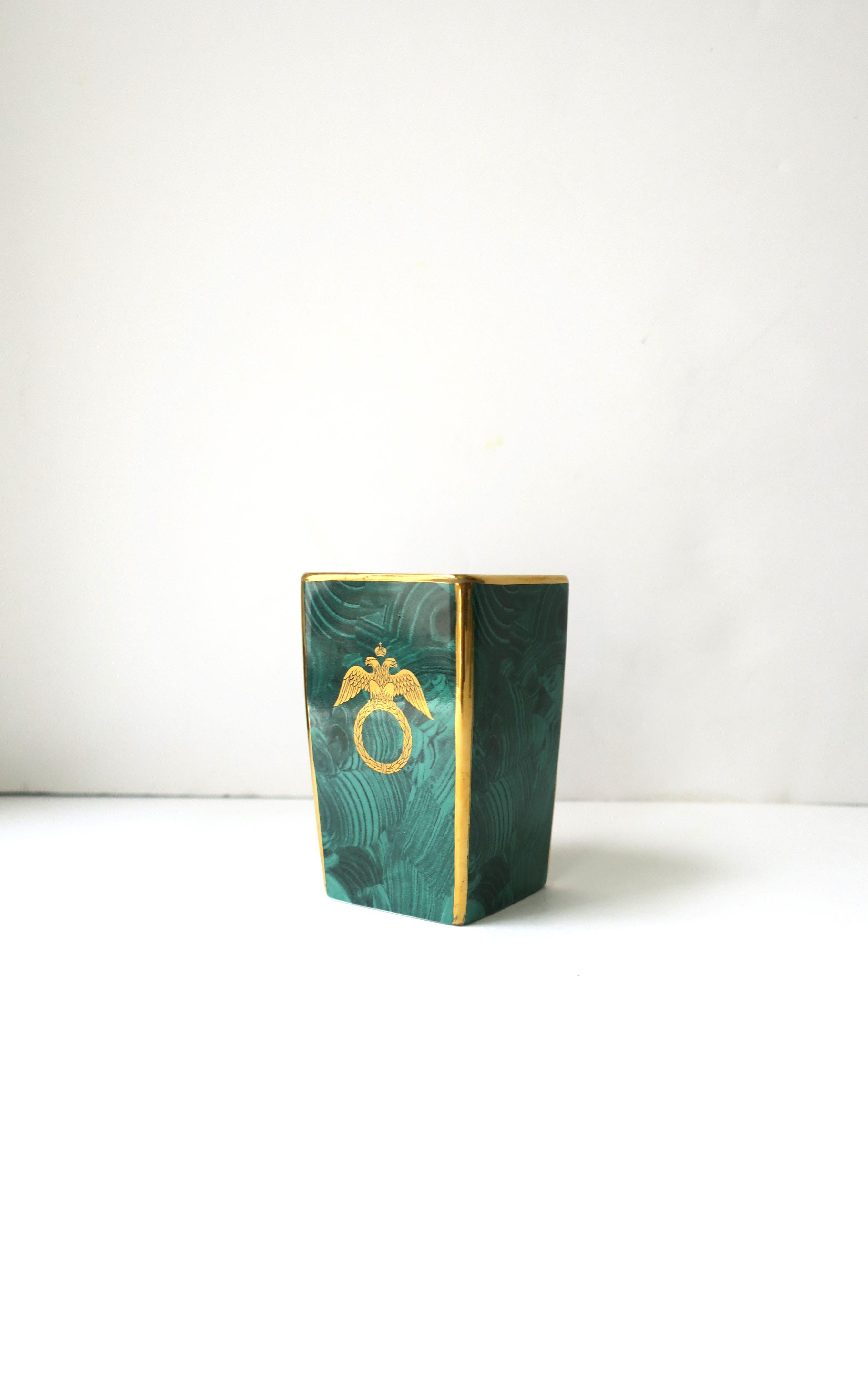 Malachite and Gold Porcelain Desk Pen or Vanity Holders, or Vases, England, Pair 7