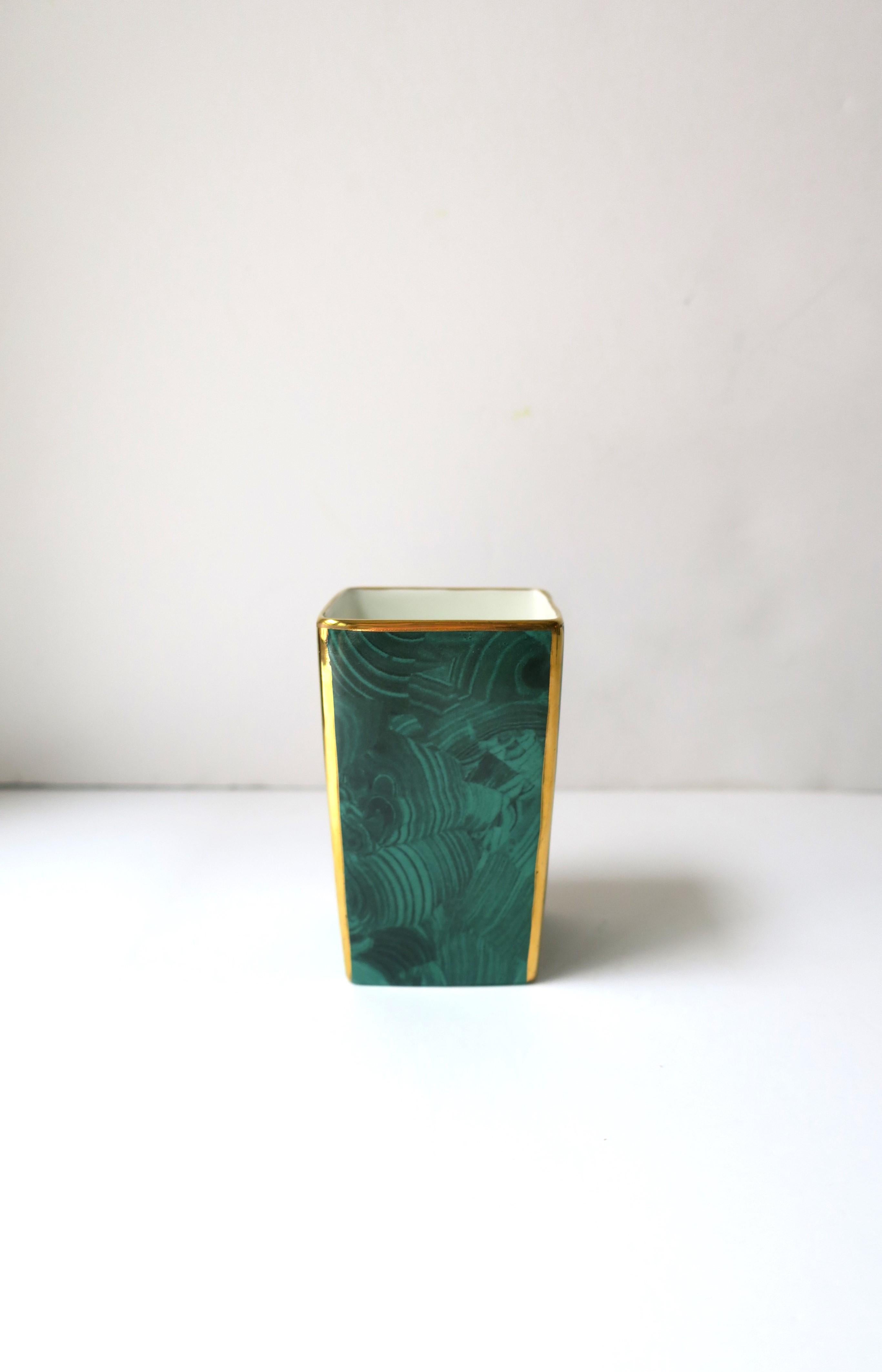 Malachite and Gold Porcelain Desk Pen or Vanity Holders, or Vases, England, Pair 8