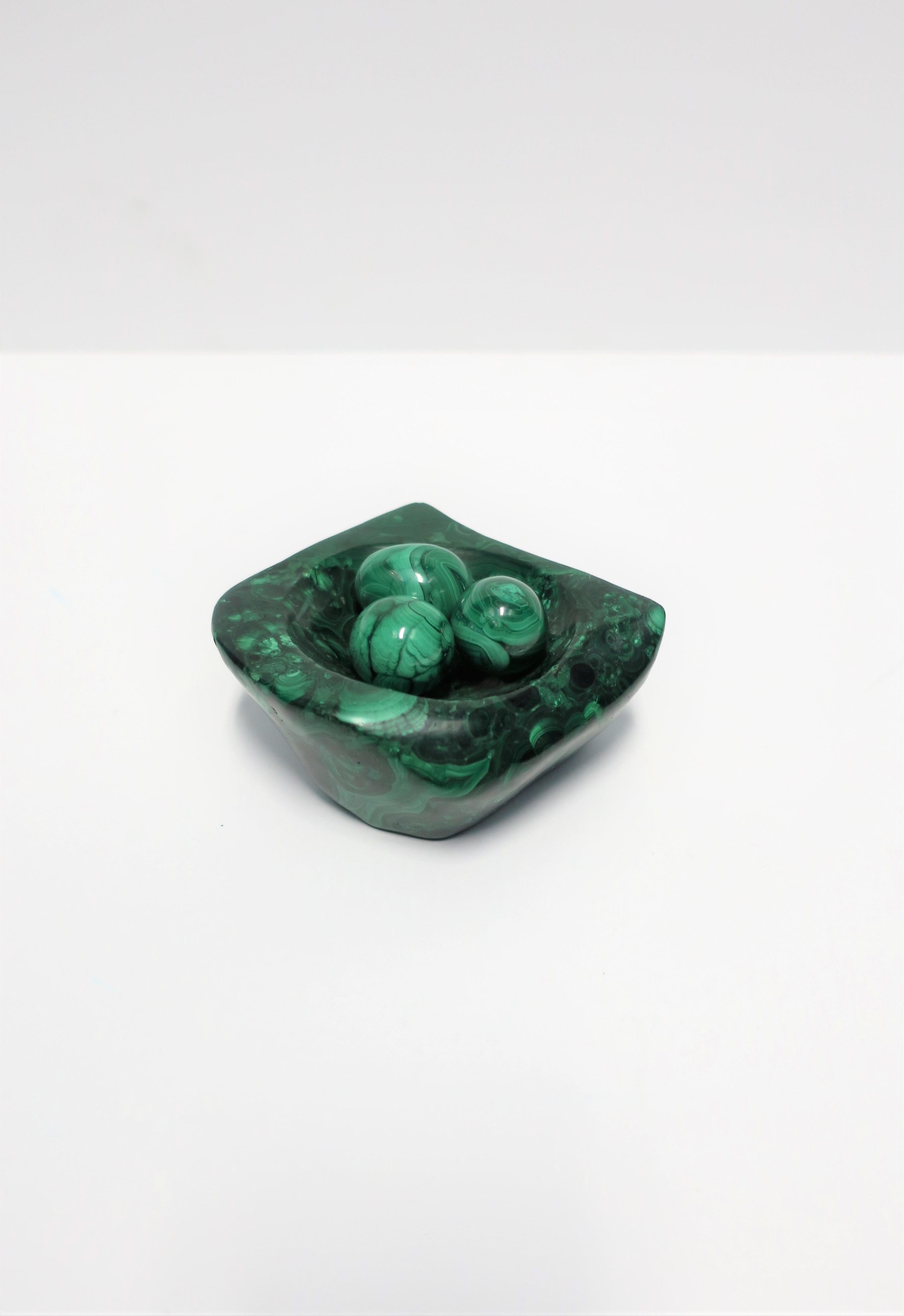 Green Malachite Decorative Dish and Objects 4