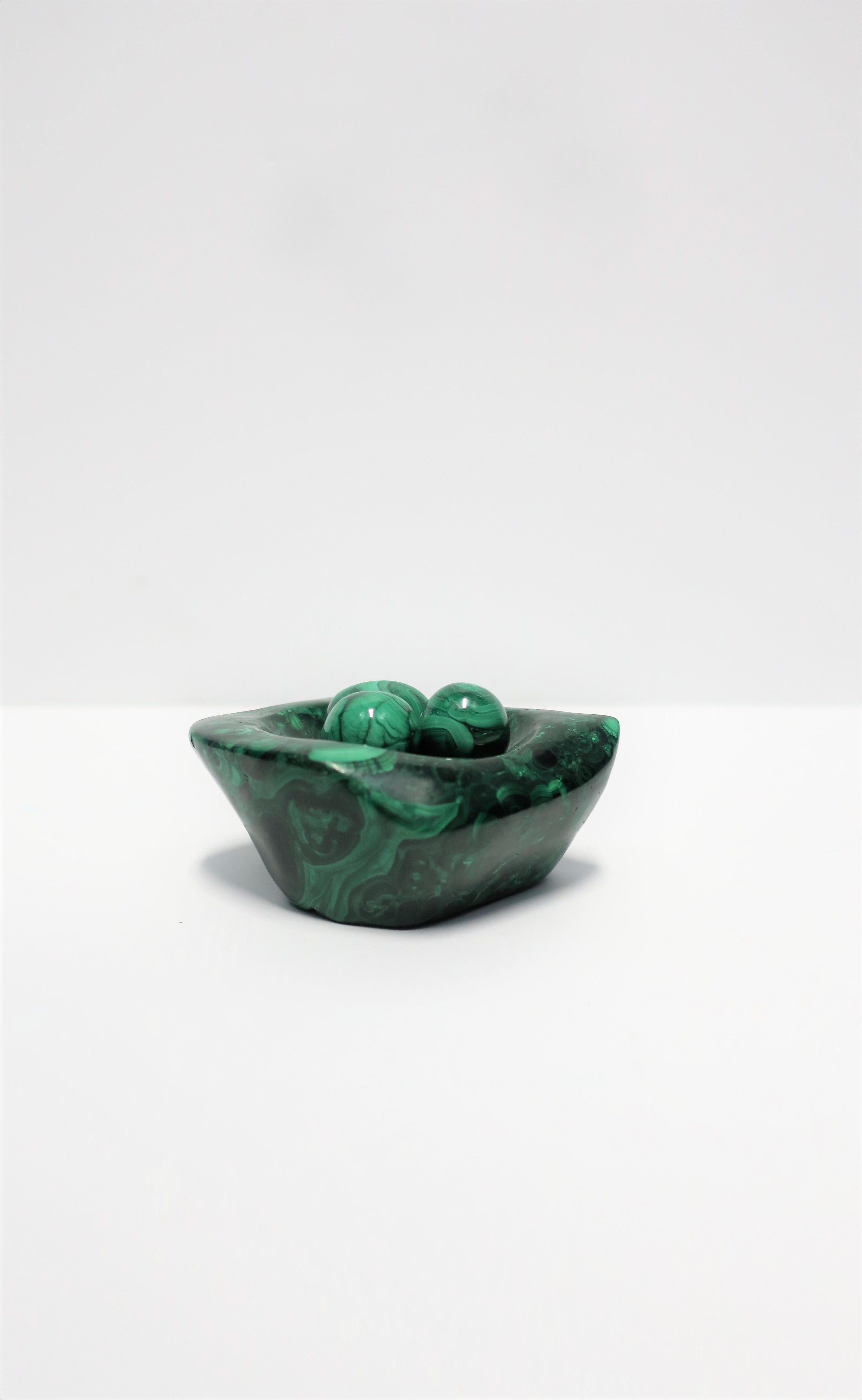 Green Malachite Decorative Dish and Objects 3