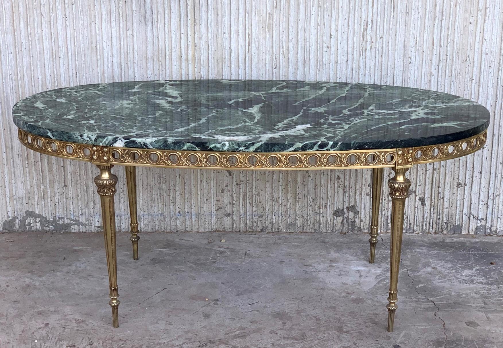 Green Marble and Bronze Oval Shaped Coffee Side Table, Italy, 1970s In Good Condition In Miami, FL