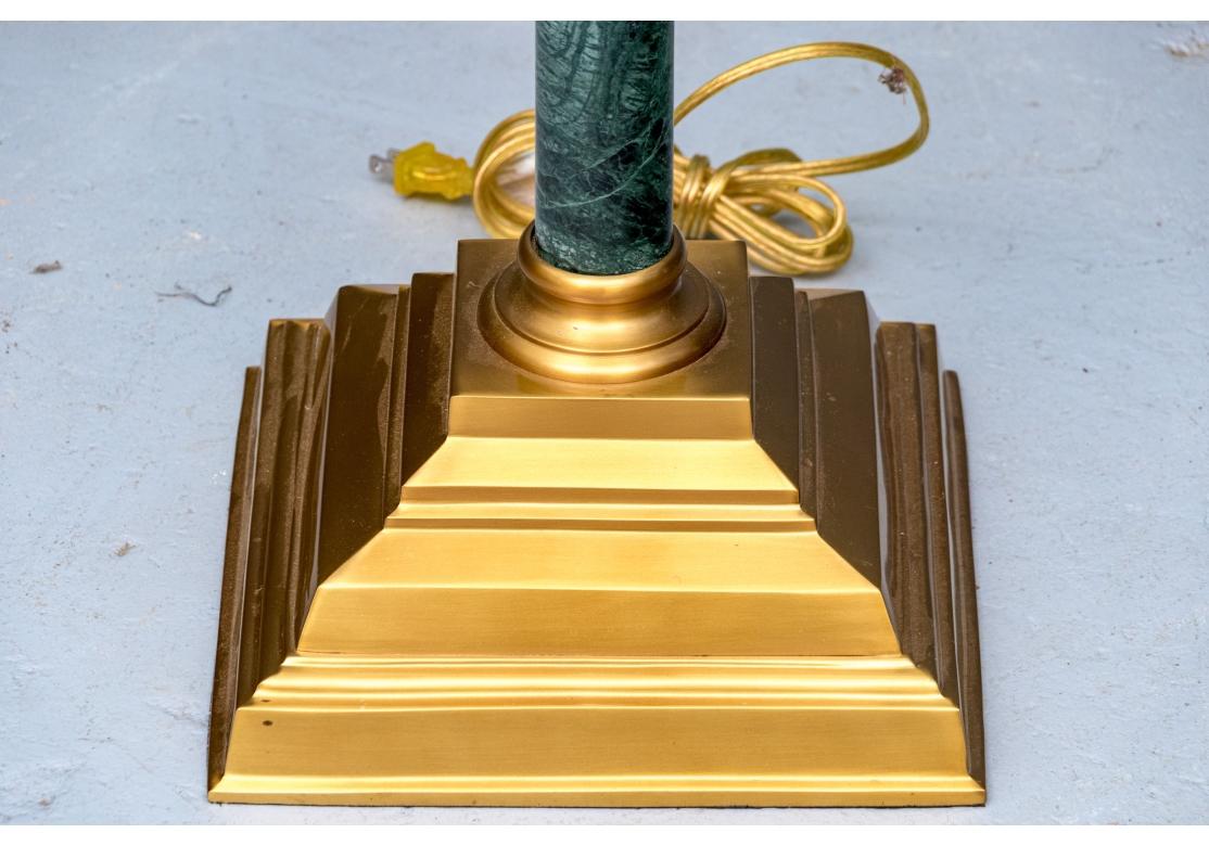 Lampada da terra in marmo verde con paralume in vendita 5