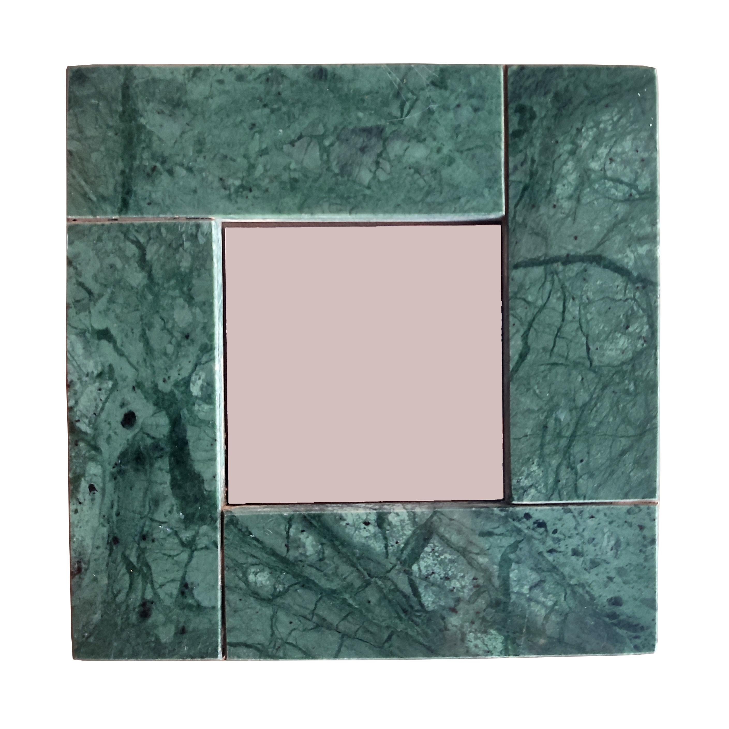 Green Marble Mirror Luxury Gift Contemporary Marble Design Furniture Meddel In New Condition For Sale In VALVERDE DEL MAJANO, CL