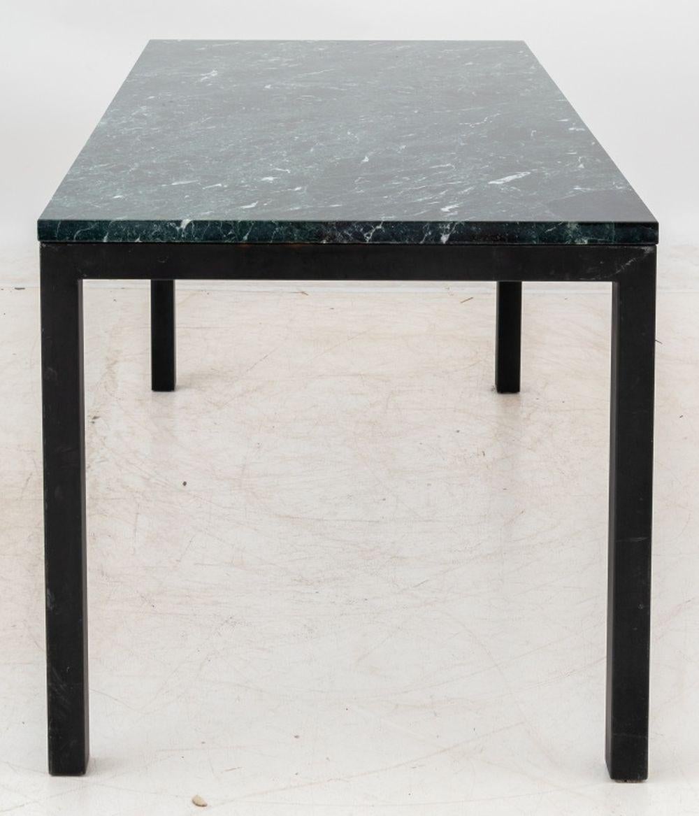 Green Marble Topped Patinated Metal Dining Table Siglo XXI y contemporáneo en venta