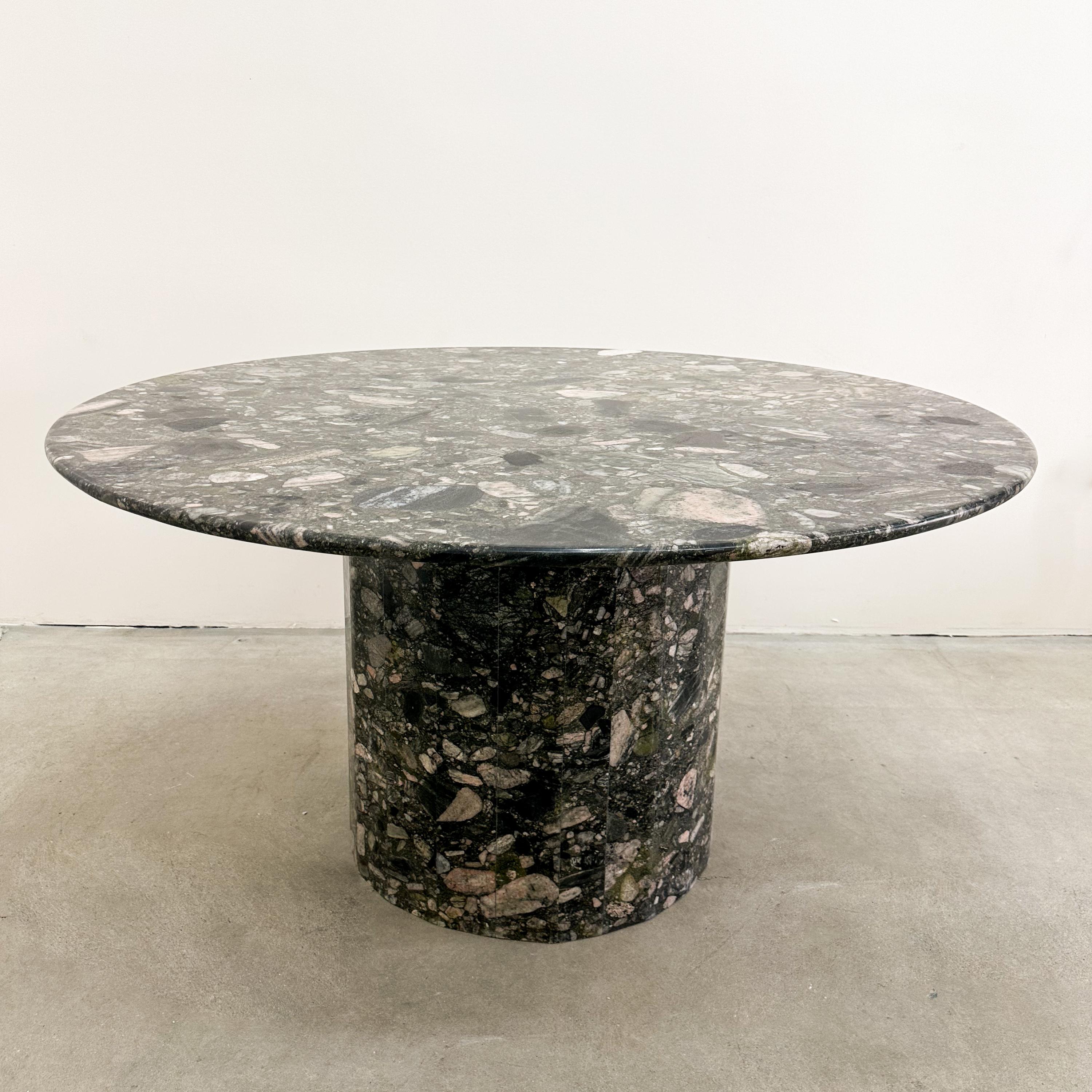 Mesa de Comedor Redonda de Mármol Verde Marinace Moderna de Mediados de Siglo finales del siglo XX en venta
