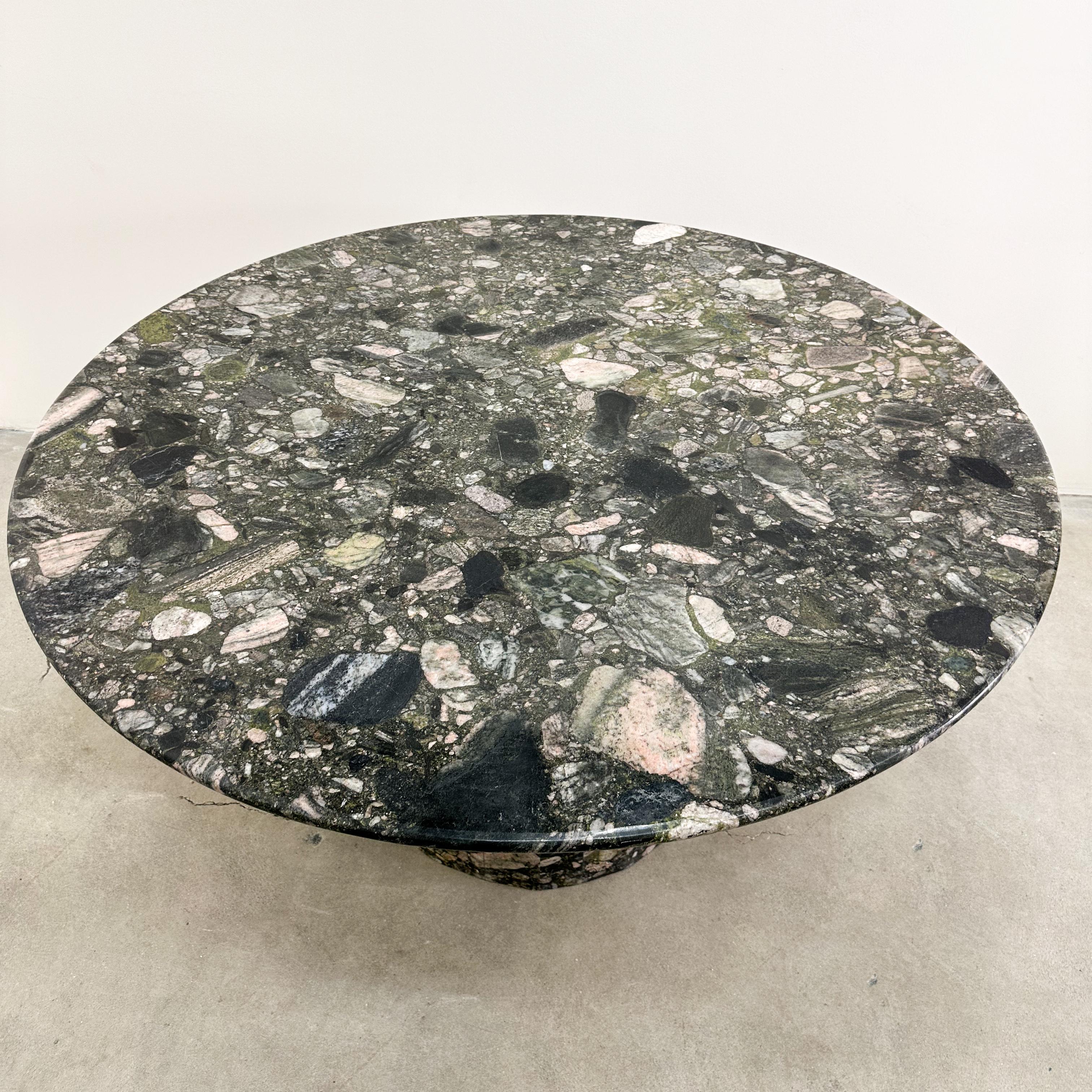 Mesa de Comedor Redonda de Mármol Verde Marinace Moderna de Mediados de Siglo en venta 3