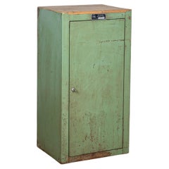 Armadio tedesco DDR in metallo verde anni '60