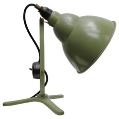 Green Metal Vintage Industrial Bakelite Work Light Table Desk Light