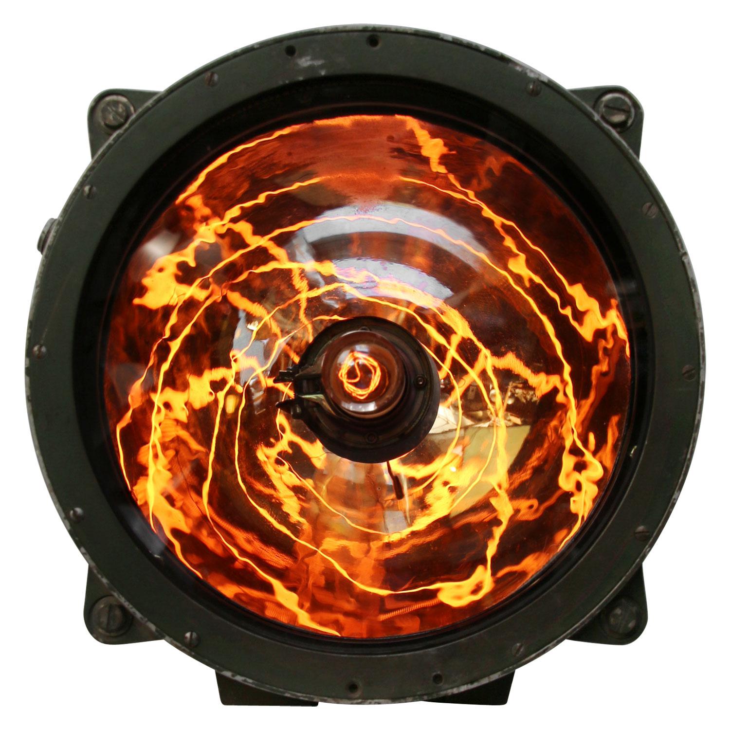 Original tank light. Cast aluminium. Glass lens with glass mirror inside.

Weight: 16.7 kg / 36.8 lb

Priced per individual item. All lamps have been made suitable by international standards for incandescent light bulbs, energy-efficient and LED