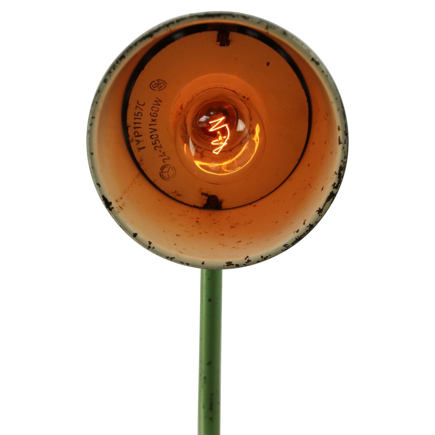 original machine factory lamp
green metal white interior
to mount on a wall or a work tabletop

E27/E26, including 2 meter / 80” wire and plug

Weight: 2.0 kg / 4.4 lb

Priced per individual item. All lamps have been made suitable by