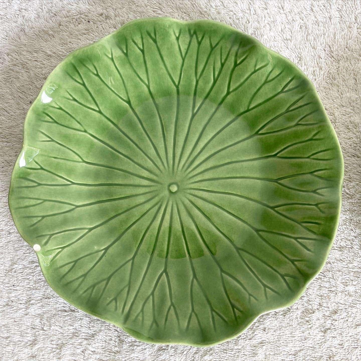 lotus metlox dishes
