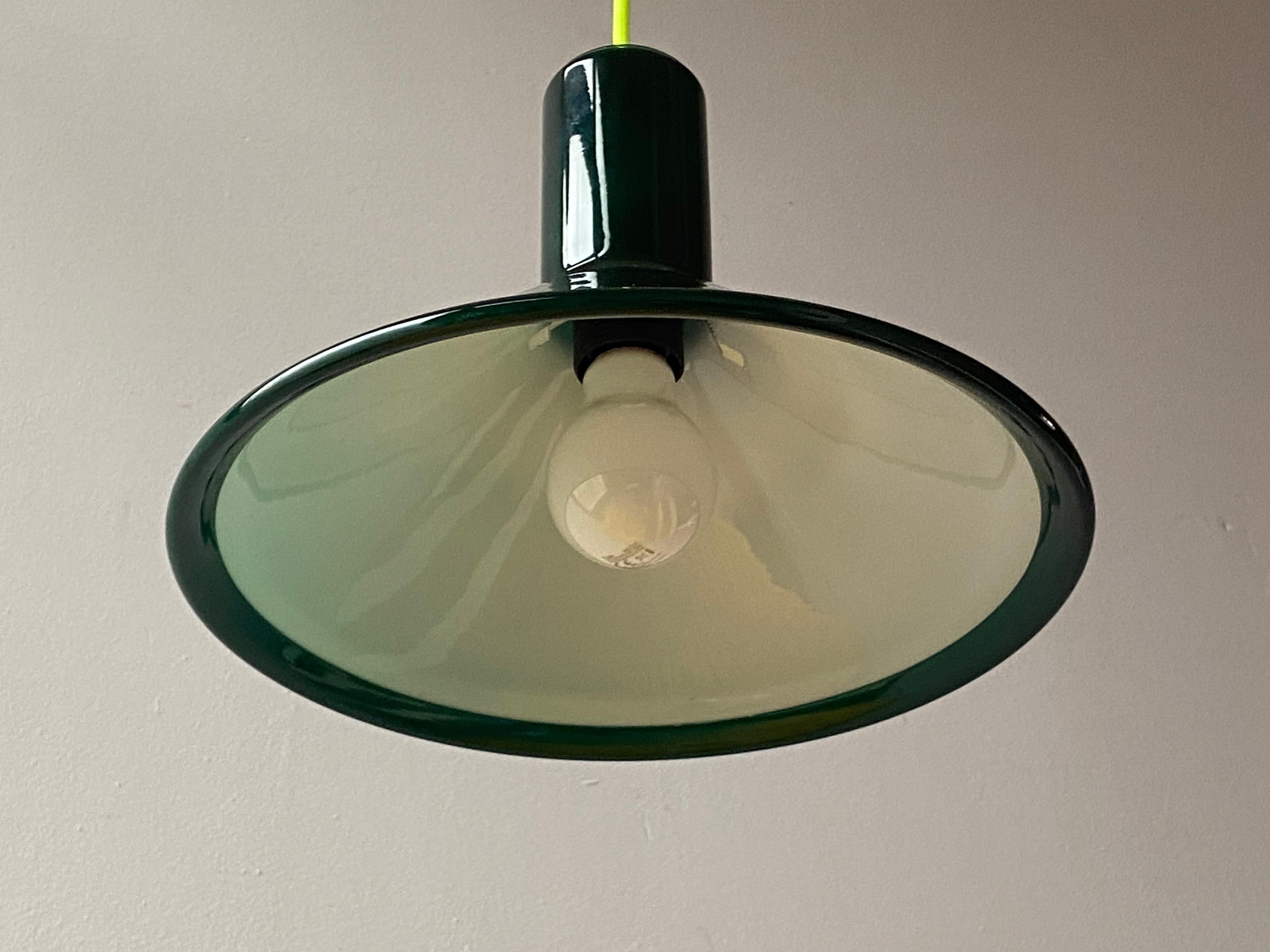Green Michael Bang P&T Pendant Lamp by Holmegaard, Denmark, 1970s In Good Condition For Sale In Krefeld, DE