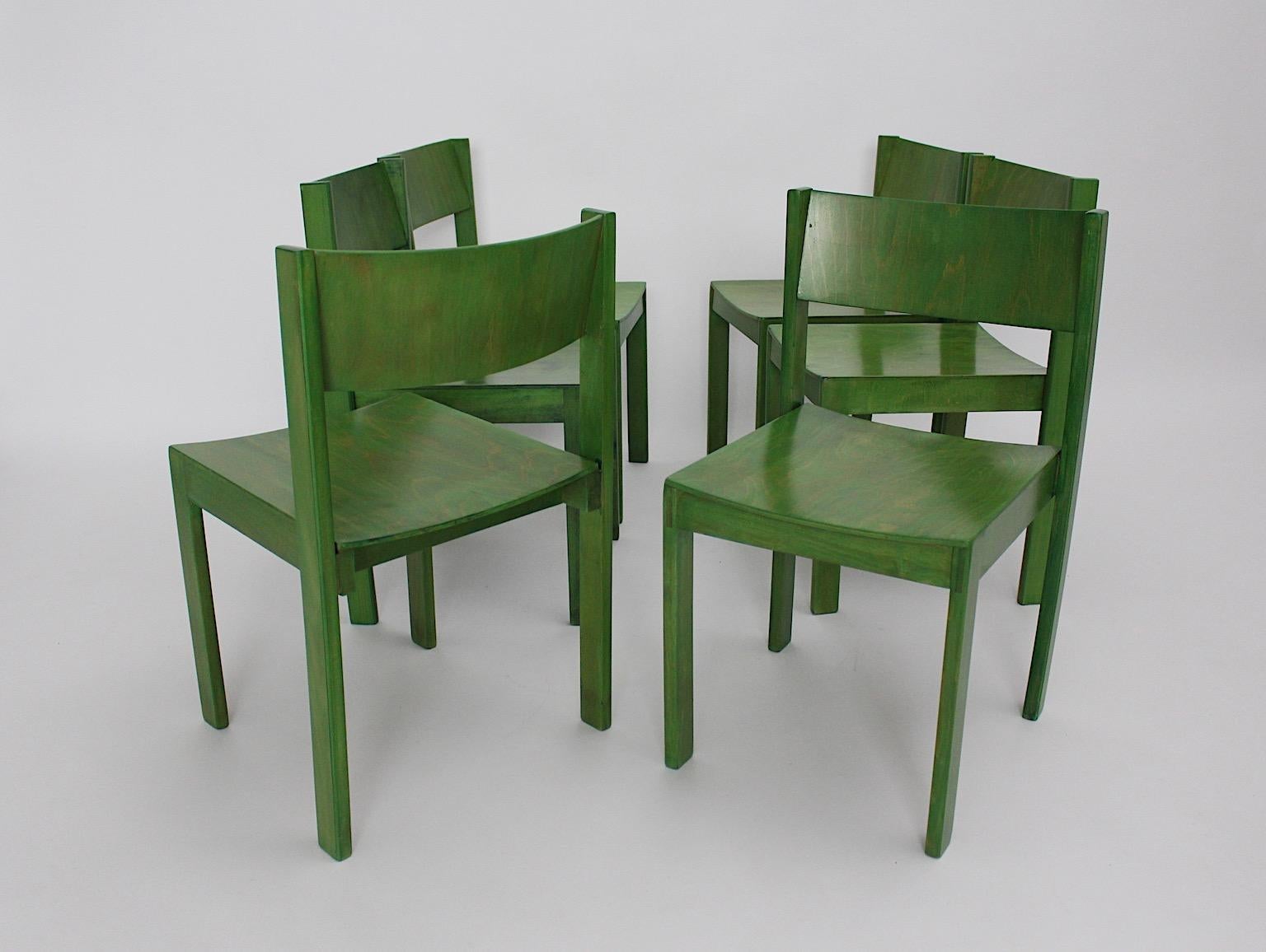 Grüne grüne Mid-Century-Modern-Esszimmerstühle, 1950er Jahre, Wien, Österreich im Zustand „Gut“ im Angebot in Vienna, AT