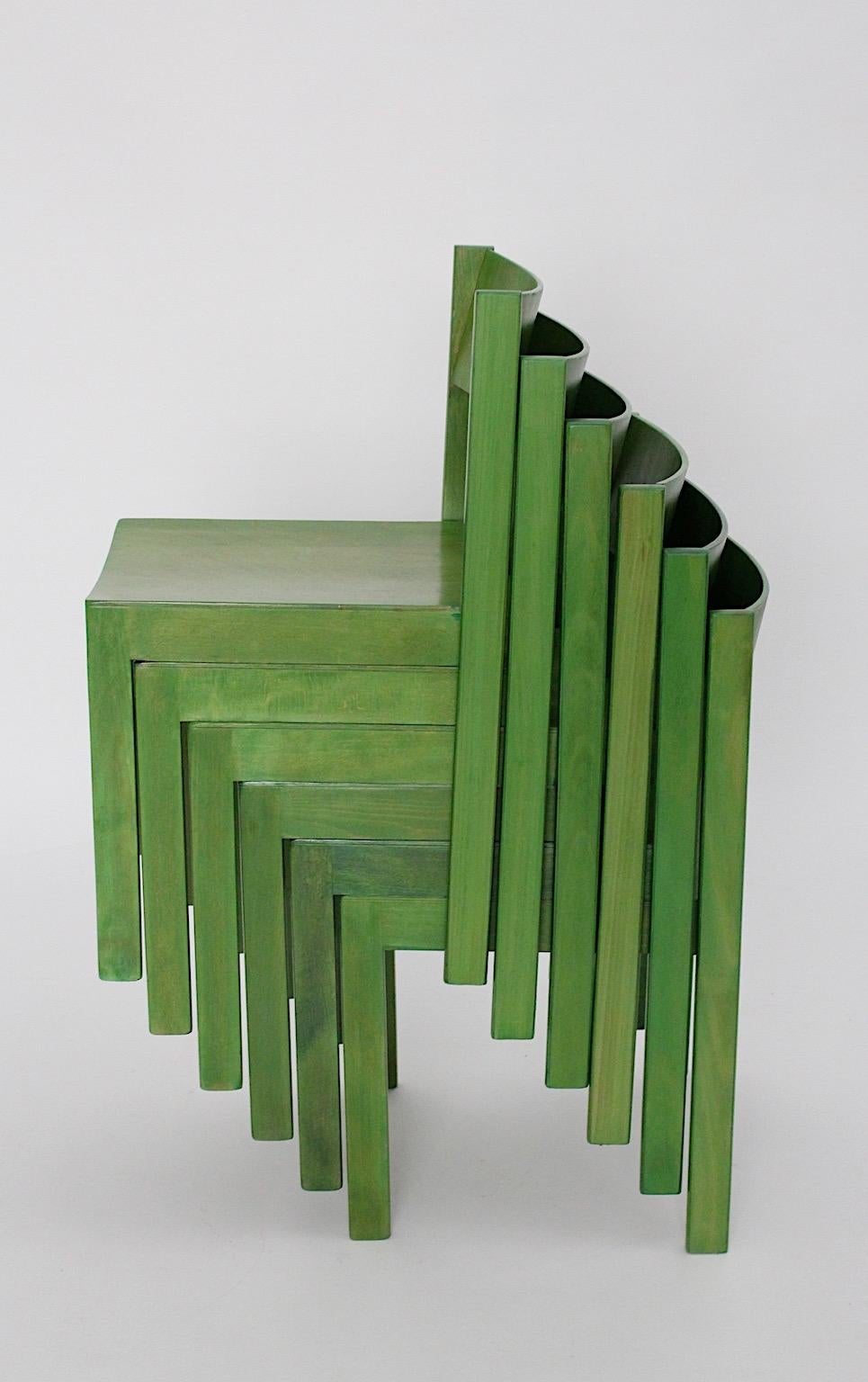 Grüne grüne Mid-Century-Modern-Esszimmerstühle, 1950er Jahre, Wien, Österreich (Sperrholz) im Angebot