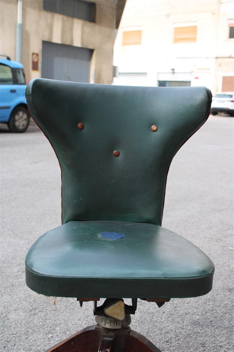Mid-Century Modern Green Mid Century Swivel Italian Chair Office Feet Wood Melchiorre Bega Style For Sale