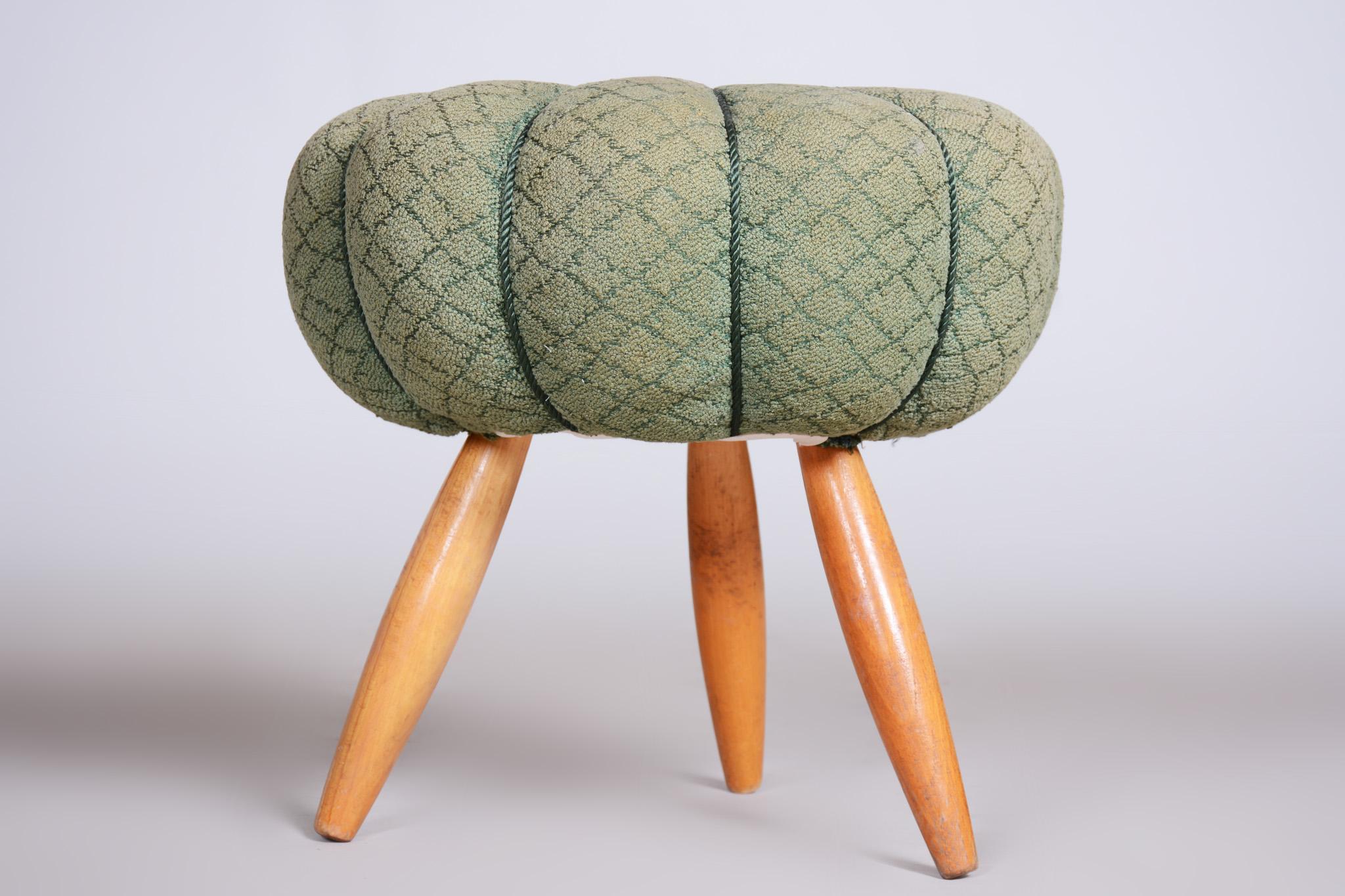 Green Midcentury Beech Stool, 1950s, Original Preserved Condition For Sale 1