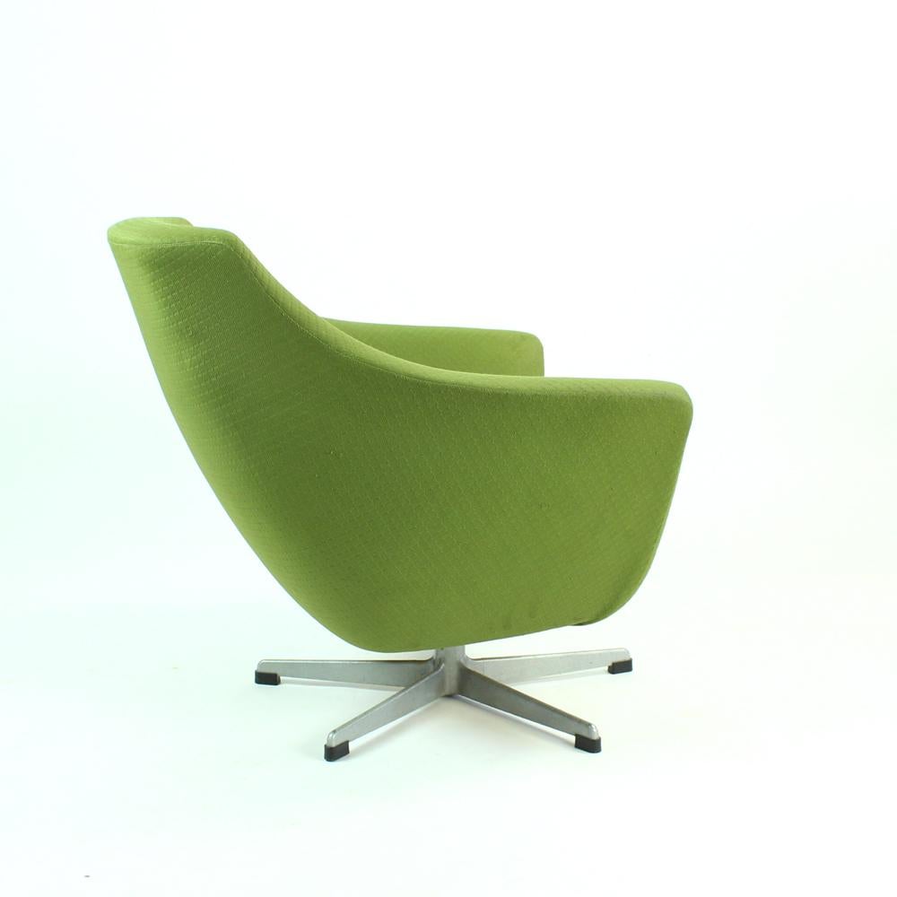 Green Midcentury Club Chair By Up Zavody, Czechoslovakia 1979 For Sale 1