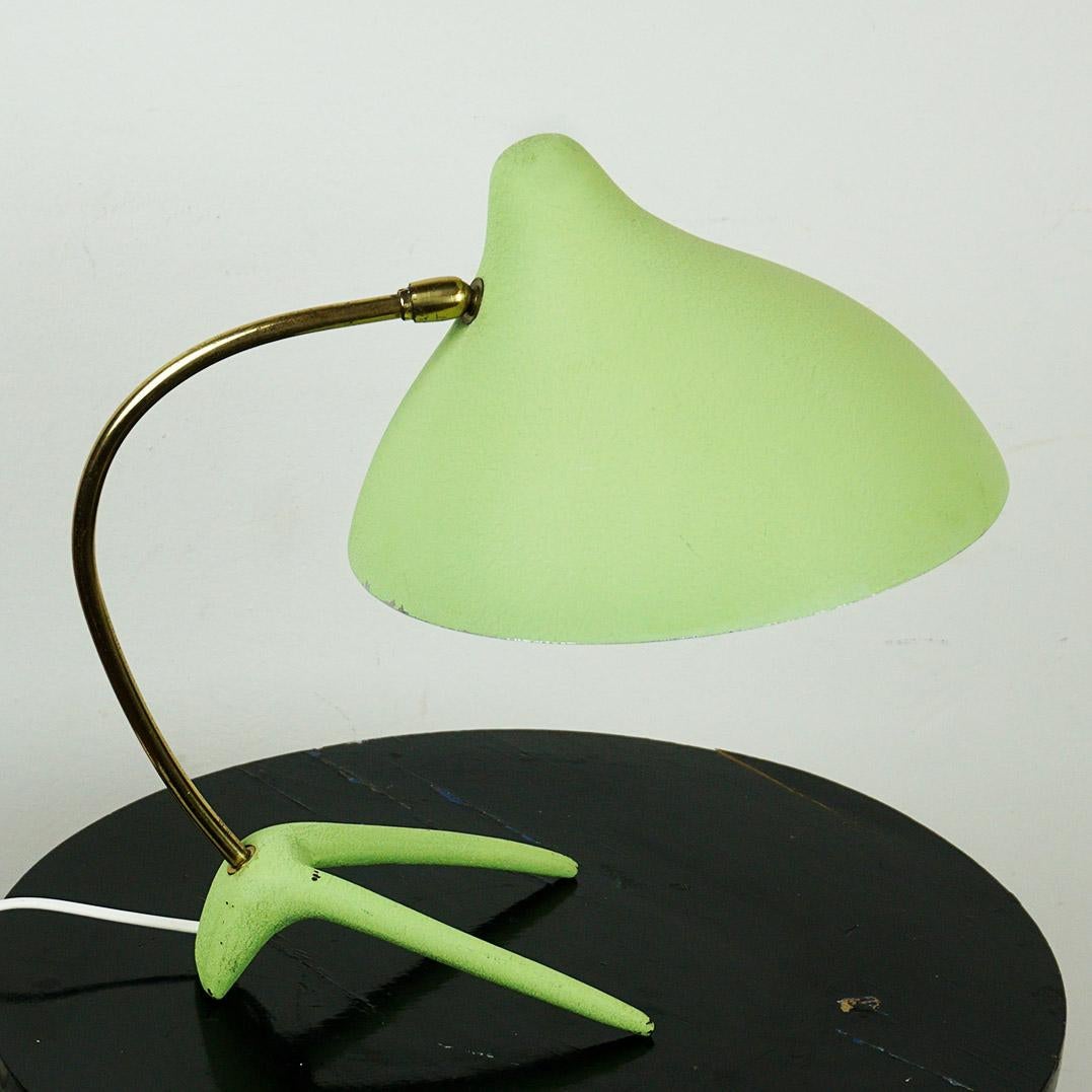Lámpara de sobremesa de pie de gallo verde de mediados de siglo by Cosack Germany en Bueno estado para la venta en Vienna, AT