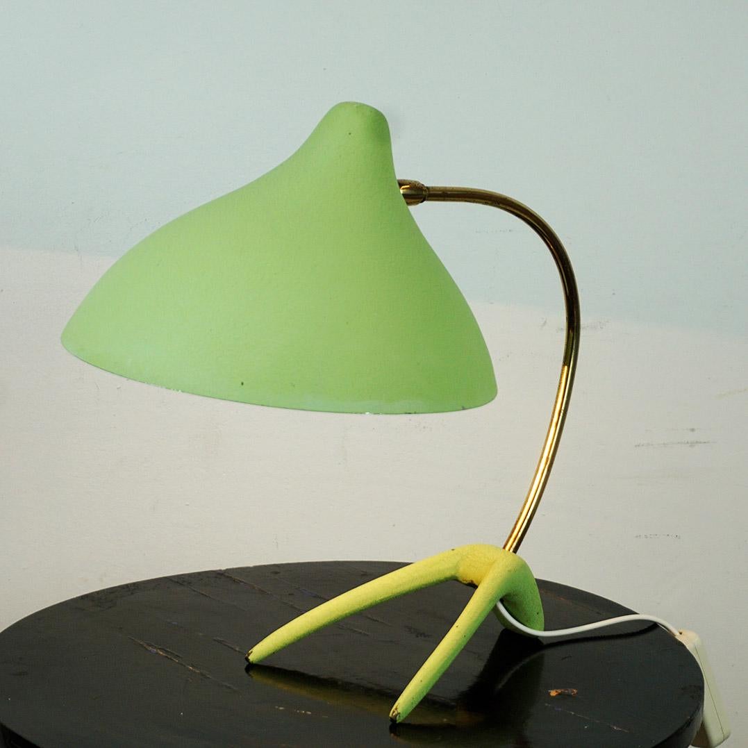 Lámpara de sobremesa de pie de gallo verde de mediados de siglo by Cosack Germany en venta 1