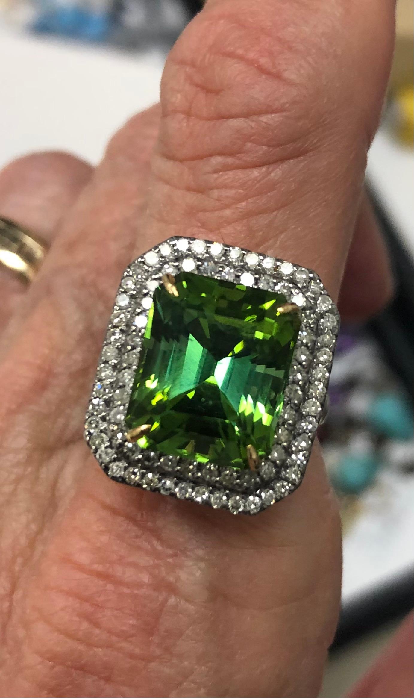 Asscher Cut Green Mint Tourmaline with Diamonds Paradizia Ring For Sale