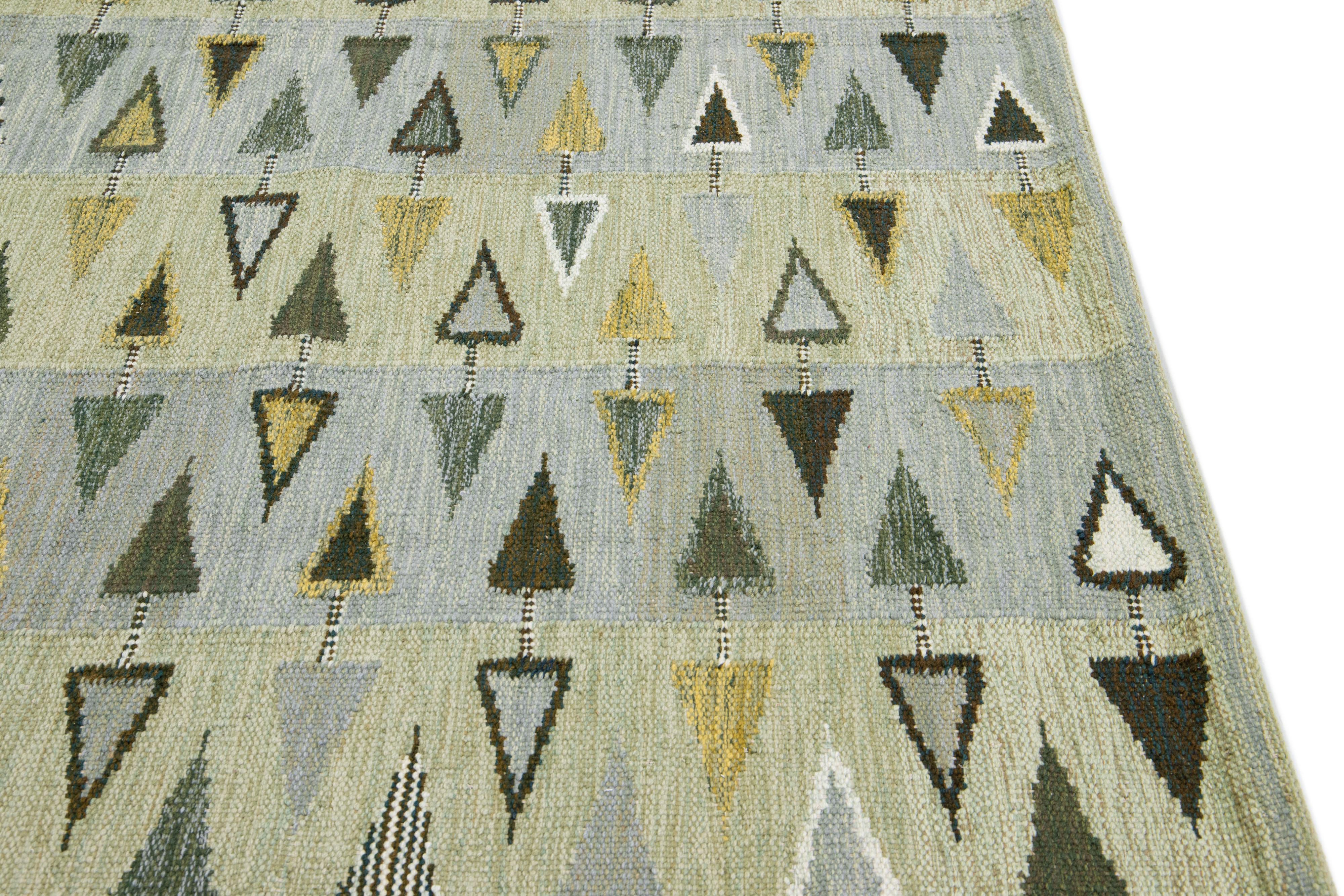 Contemporary Green Modern Scandinavian Handmade Wool Rug with Geometric Pattern For Sale