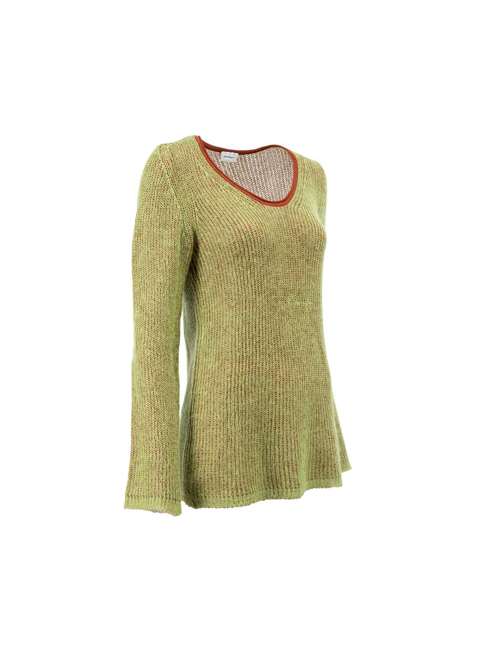 CONDITION is Good. Minor wear to jumper is evident. Light wear to the knit with holes to the top layer on this used Salvatore Ferragamo designer resale item.



Details


Green

Mohair wool

Knitted jumper

Long sleeves

Round