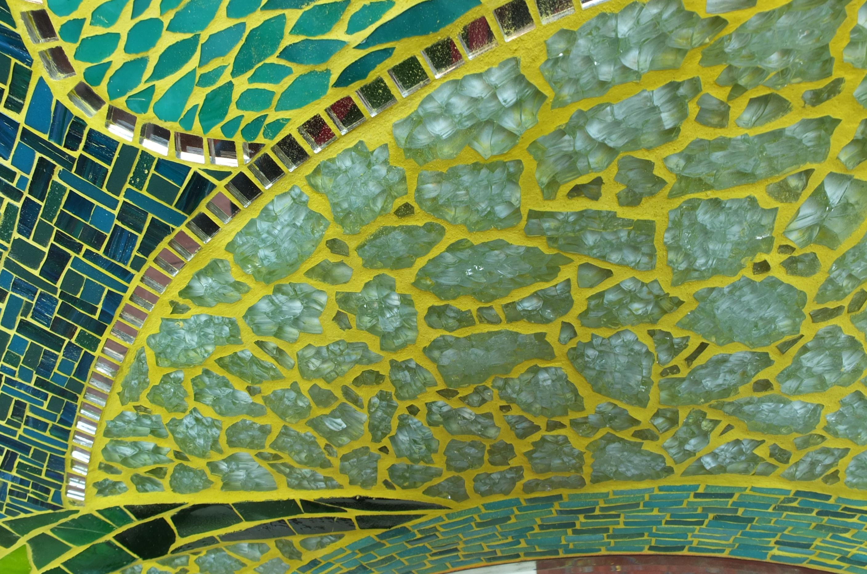 Mosaïque Miroir mural vert, grand et unique, France en vente