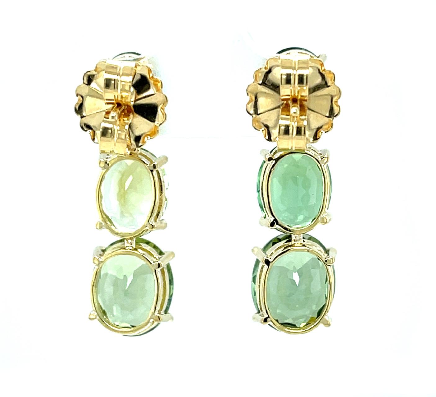 Artisan Green Multicolored Tourmaline and Yellow Gold Dangle Earrings, 19 Carats Total For Sale