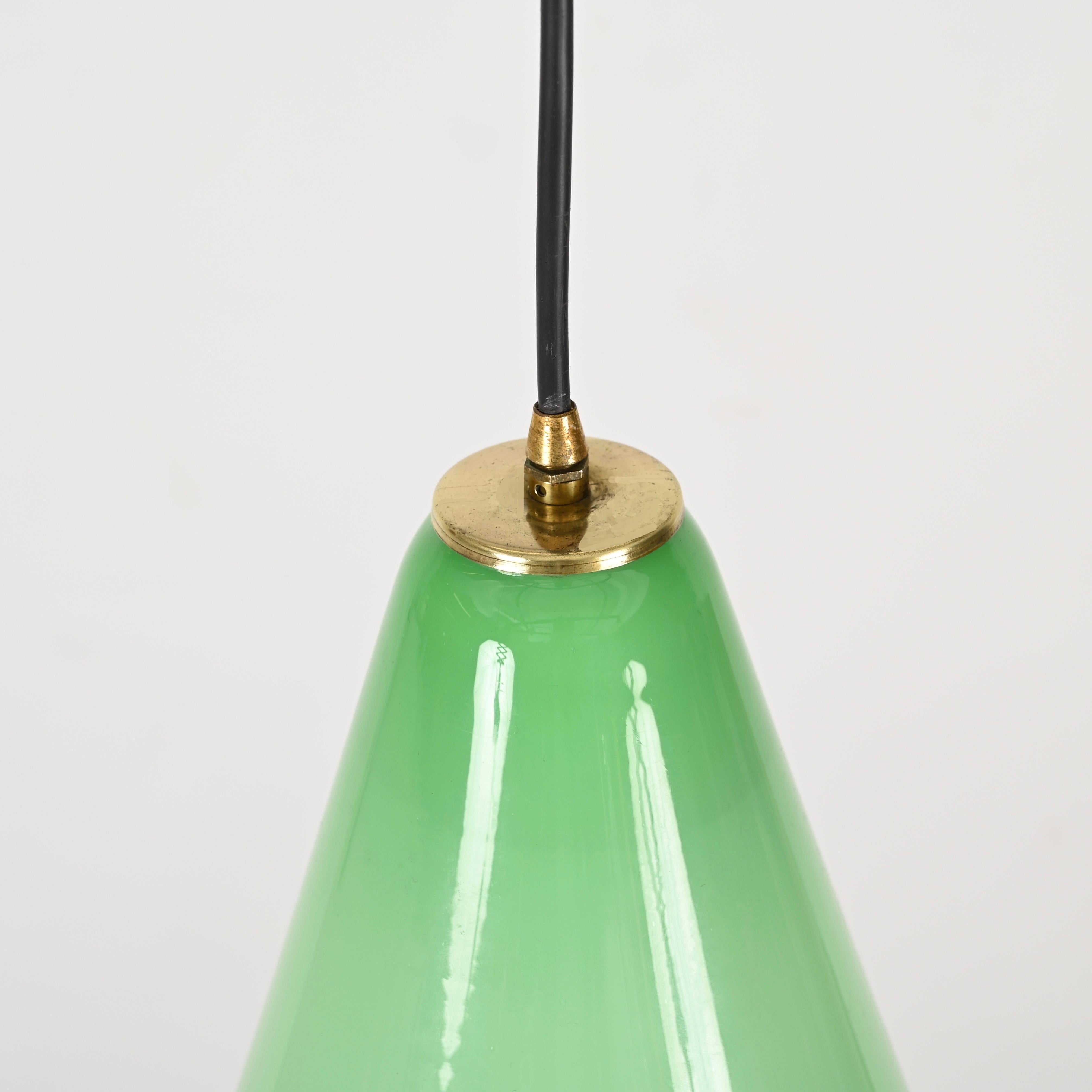 Italian Green Murano Cased Glass and Brass Pendant Chandelier by Stilnovo, Italy 1950s For Sale