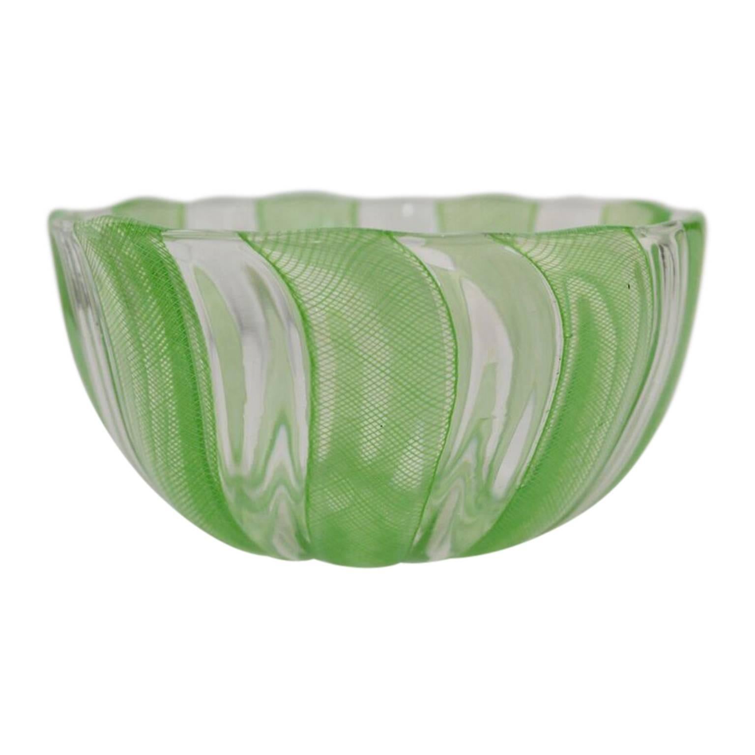 Beautiful Murano handblown green and white filigree thread and ribbons Italian art glass bowl.