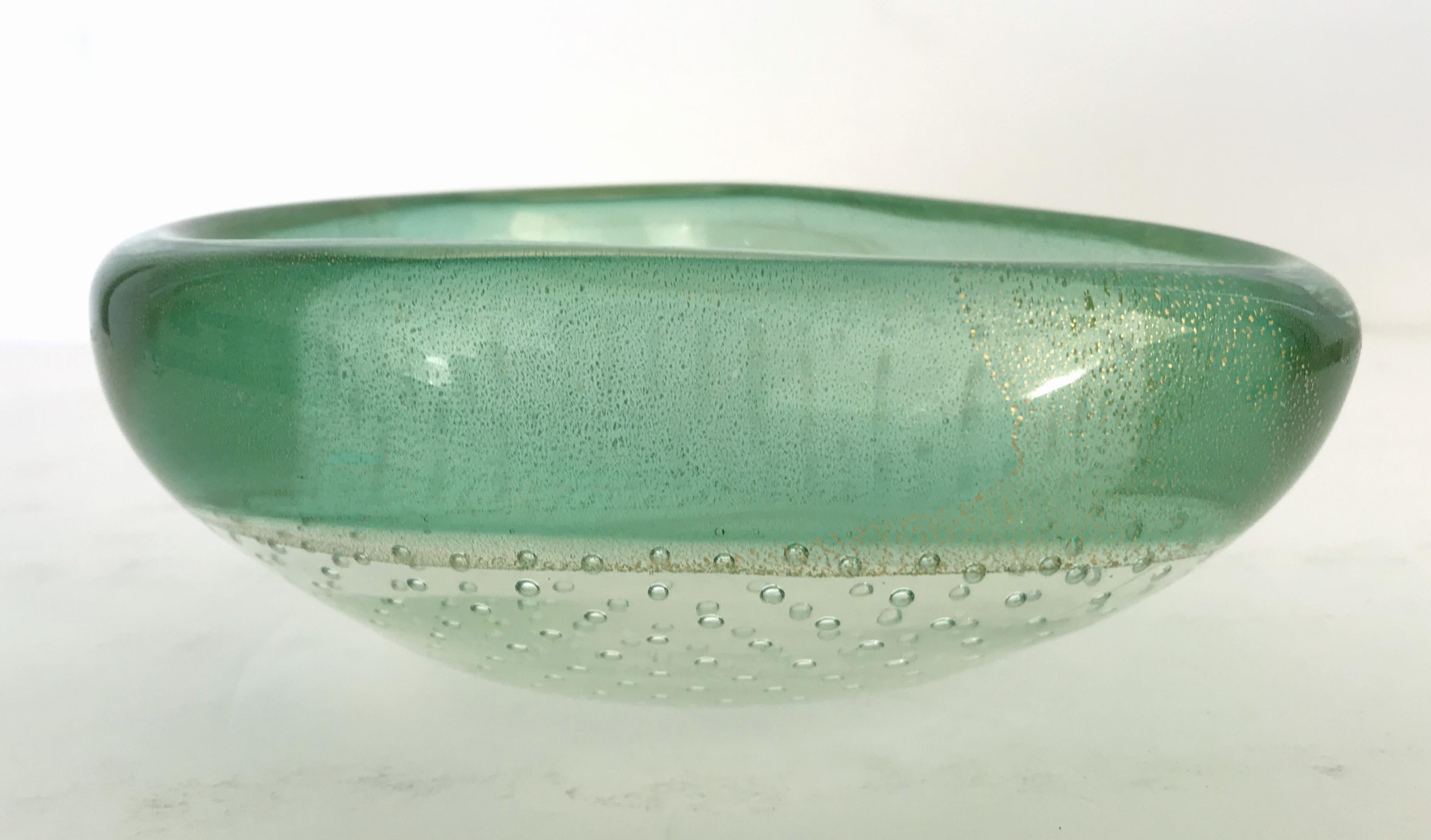 Green Murano Glass Bowl In Good Condition In Los Angeles, CA