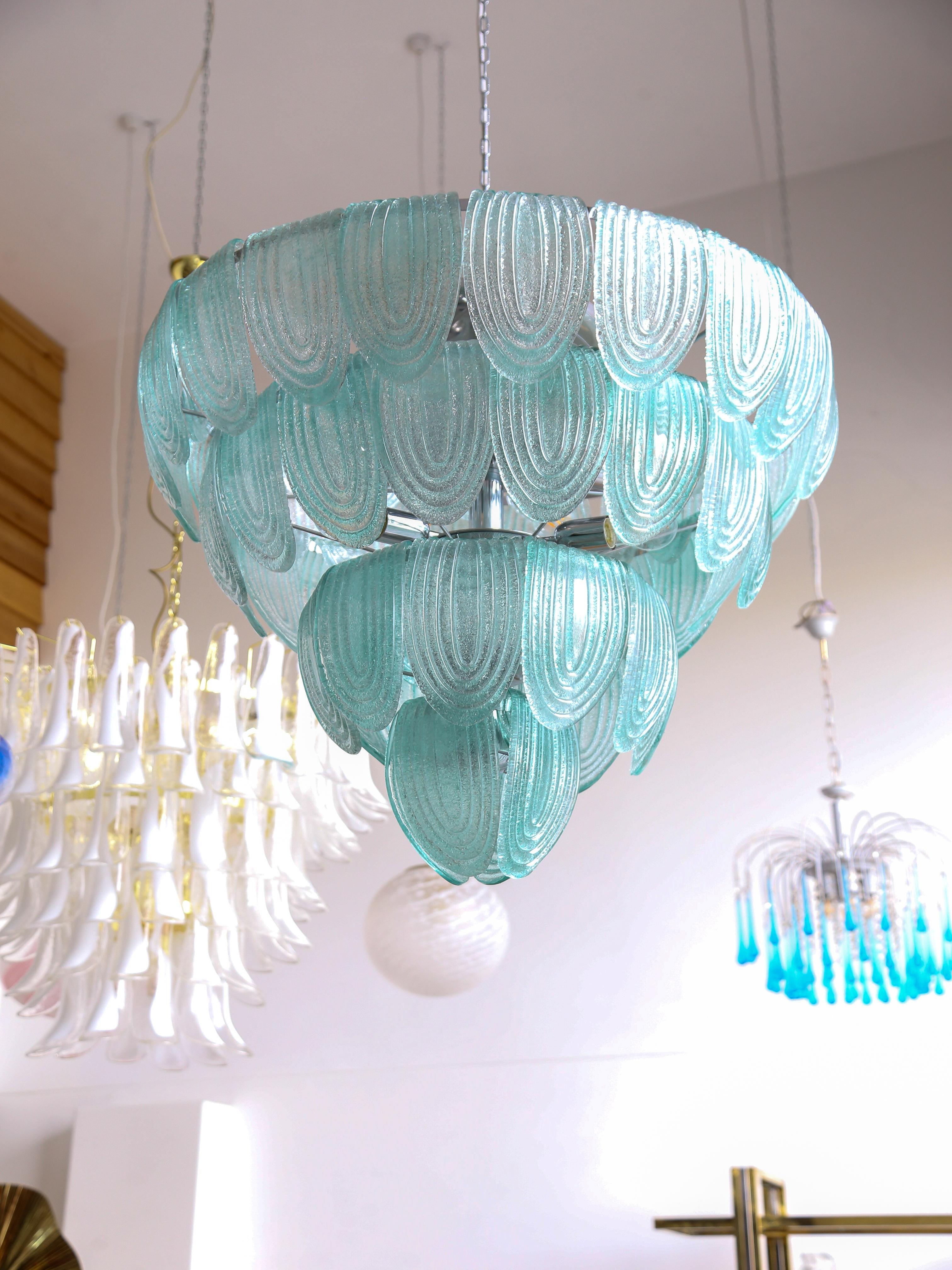 italien Plafonnier en verre de Murano vert avec cadre en métal par Lumini Collections en vente
